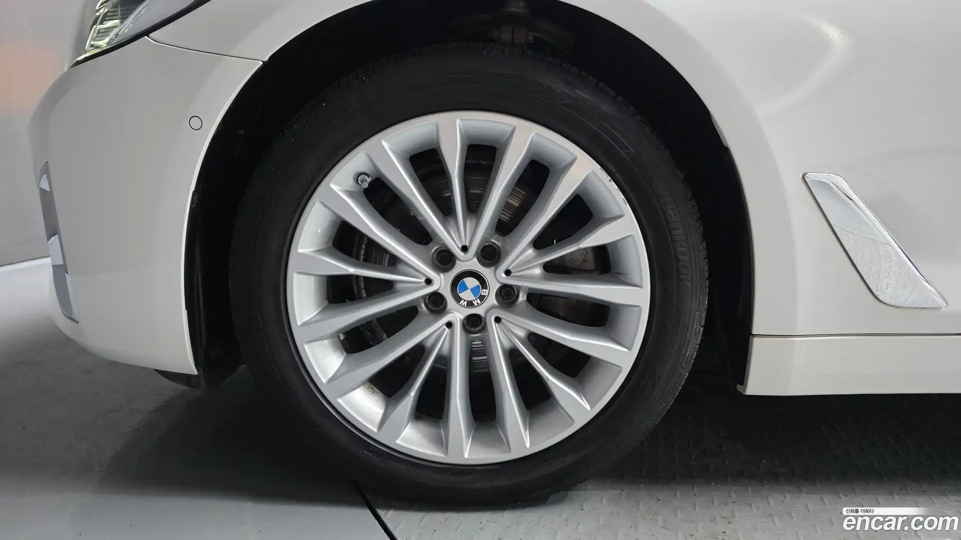 5-Series BMW 2021.3-OUTER-005