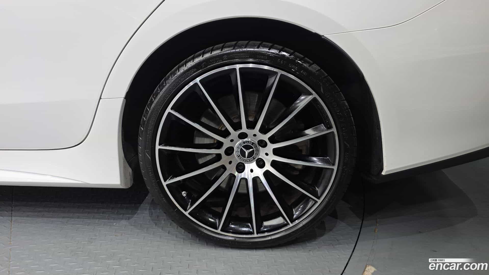 CLS-Class Mercedes-Benz 2021.5-OUTER-031
