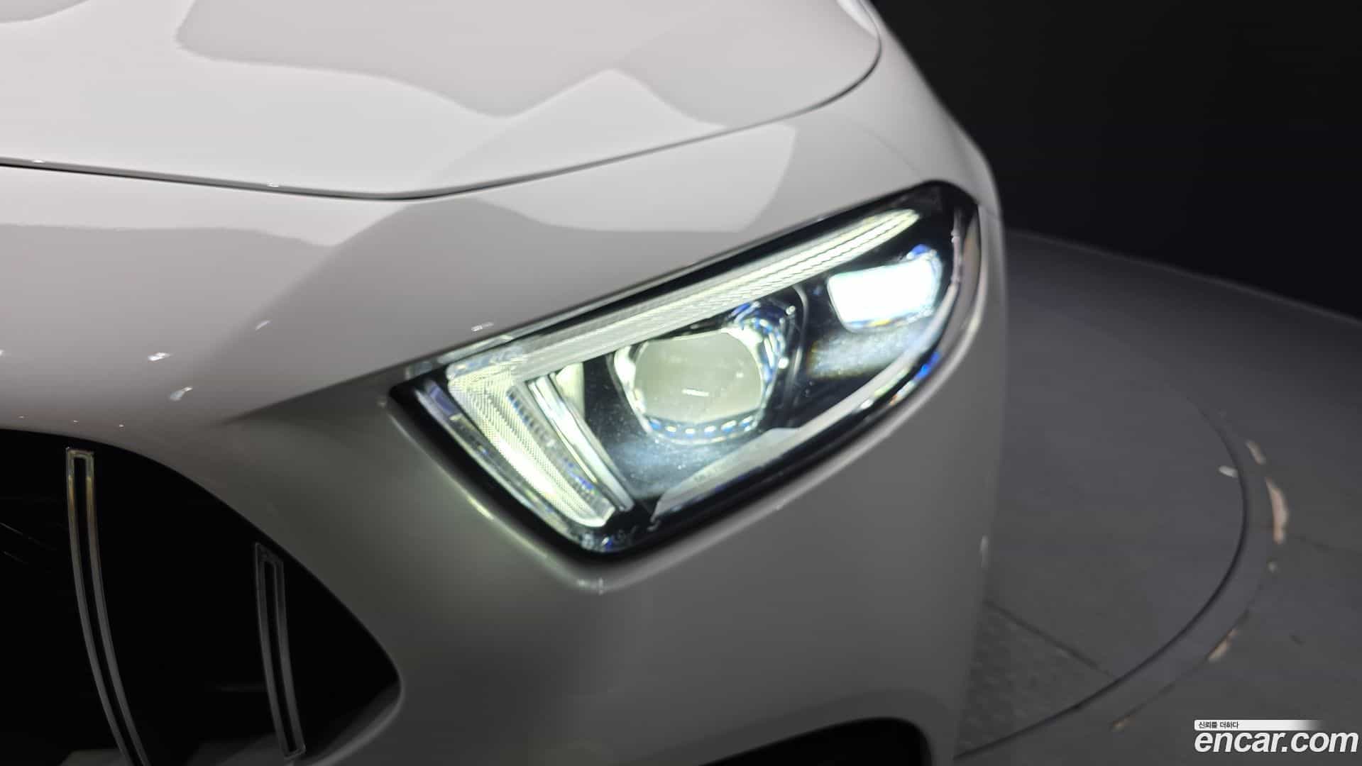 CLS-Class Mercedes-Benz 2021.5-OUTER-032
