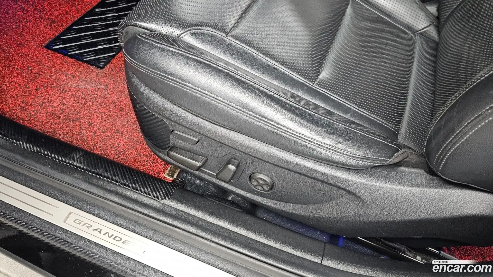 Grandeur Hyundai 2020.2-OPTION-047