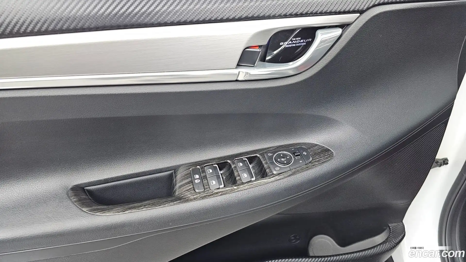 Grandeur Hyundai 2020.2-OPTION-048