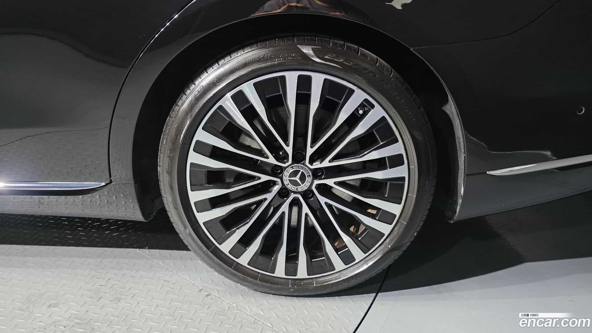 S-Class Mercedes-Benz 2021.6-OUTER-031