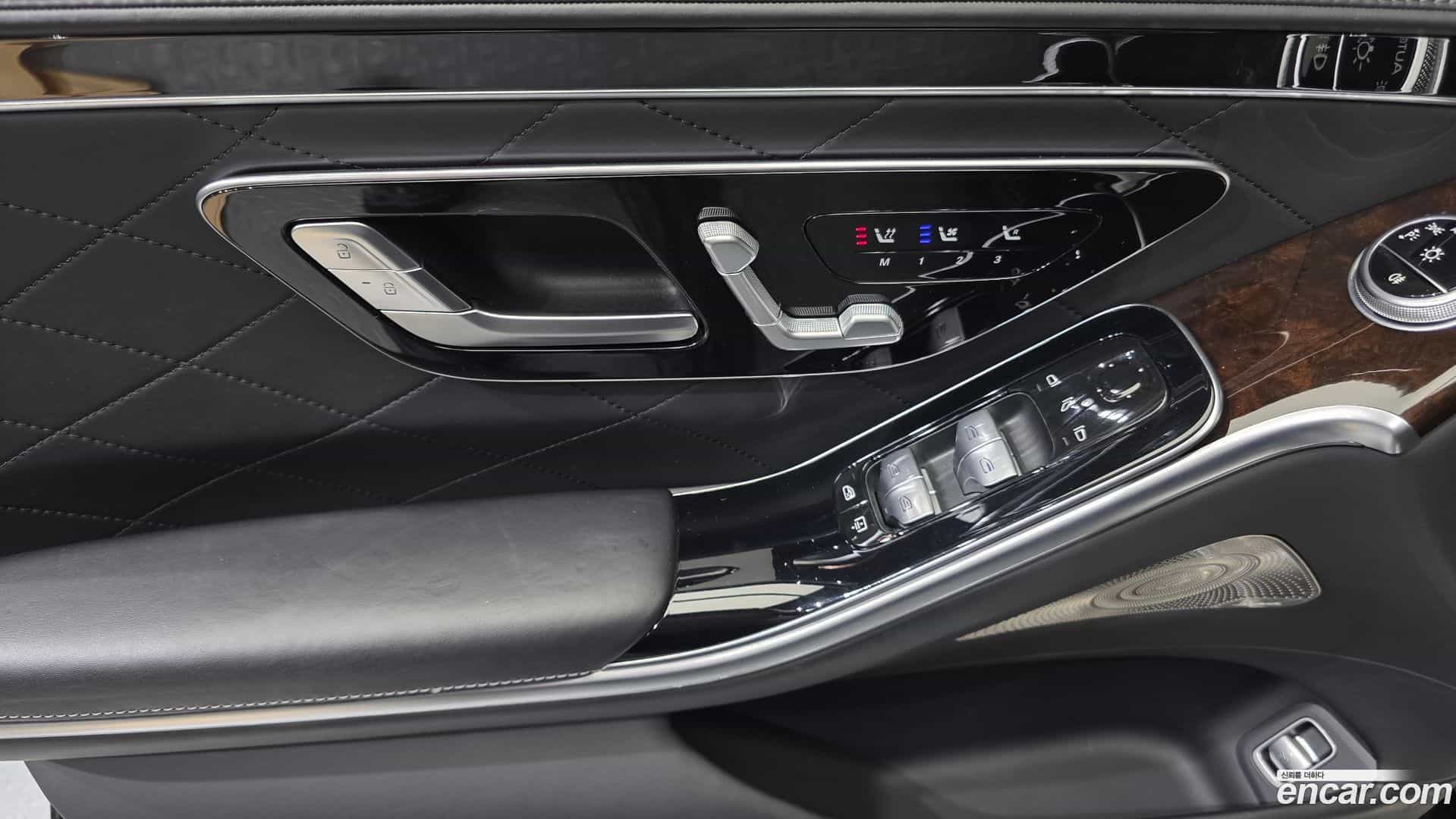S-Class Mercedes-Benz 2021.6-INNER-034