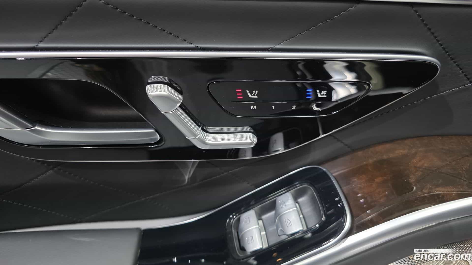 S-Class Mercedes-Benz 2021.6-OPTION-043