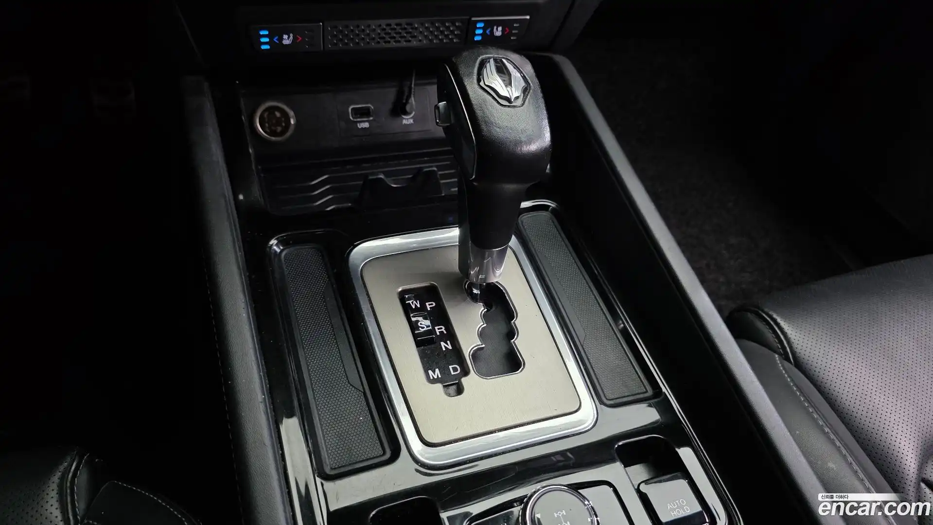Rexton KG Mobility 2017.5-INNER-009