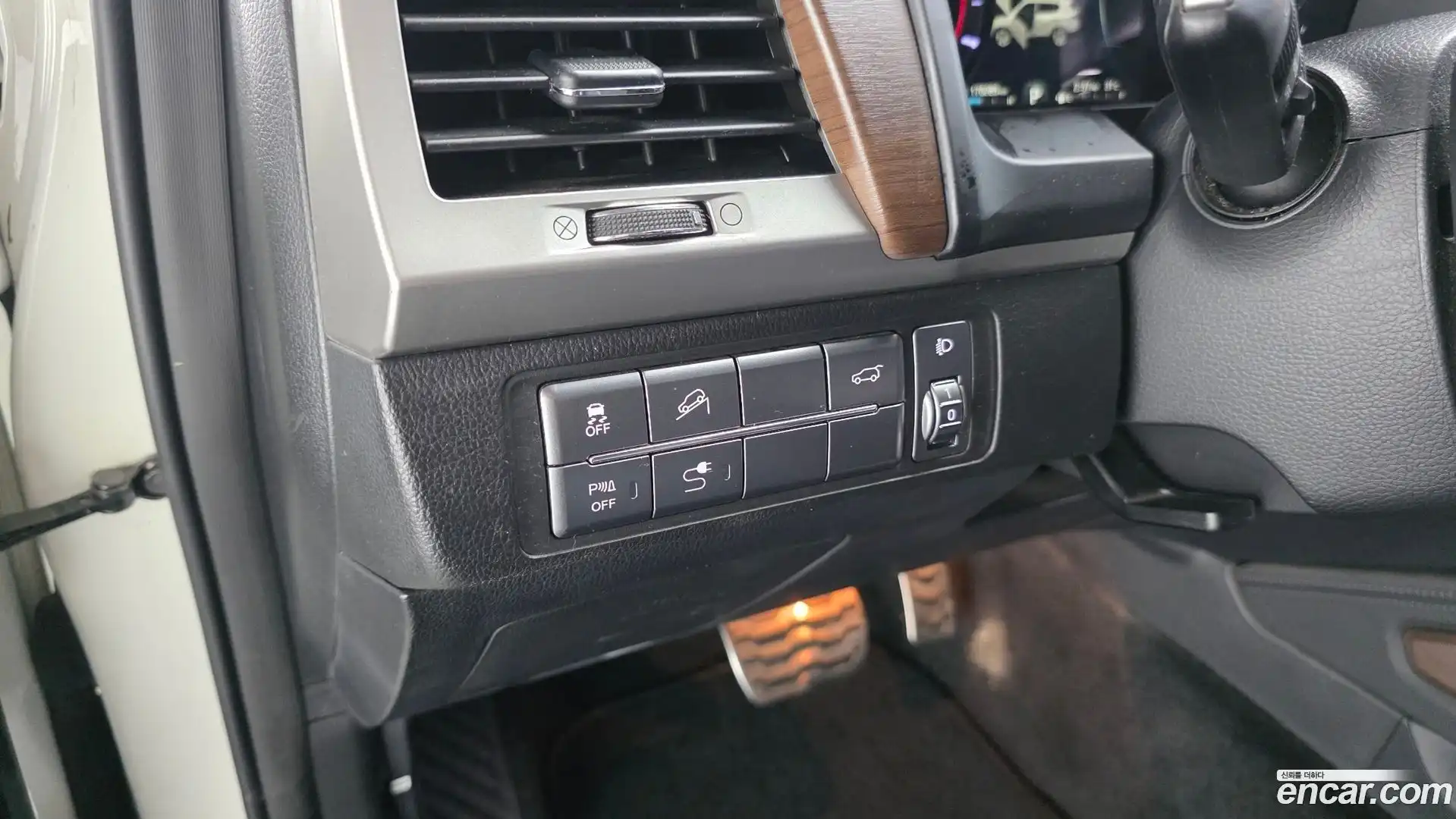 Rexton KG Mobility 2017.5-OPTION-020