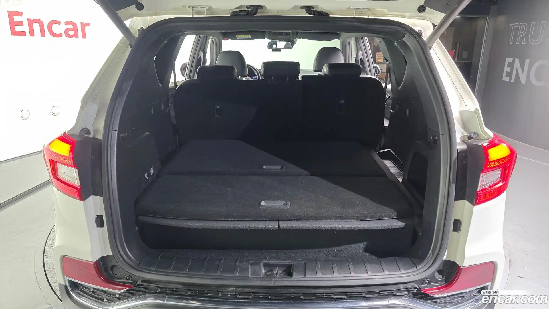 Rexton KG Mobility 2017.5-OPTION-024