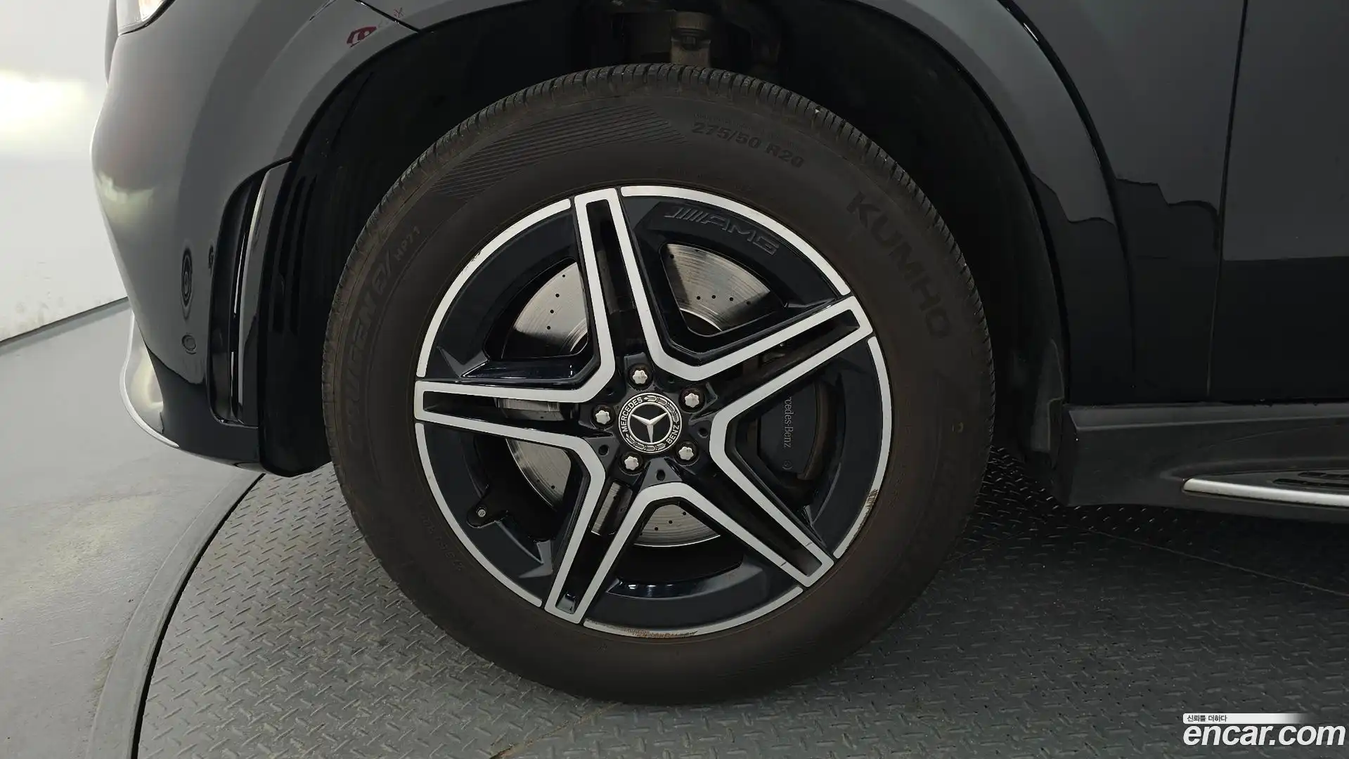 GLE-Class Mercedes-Benz 2021.10-OUTER-005
