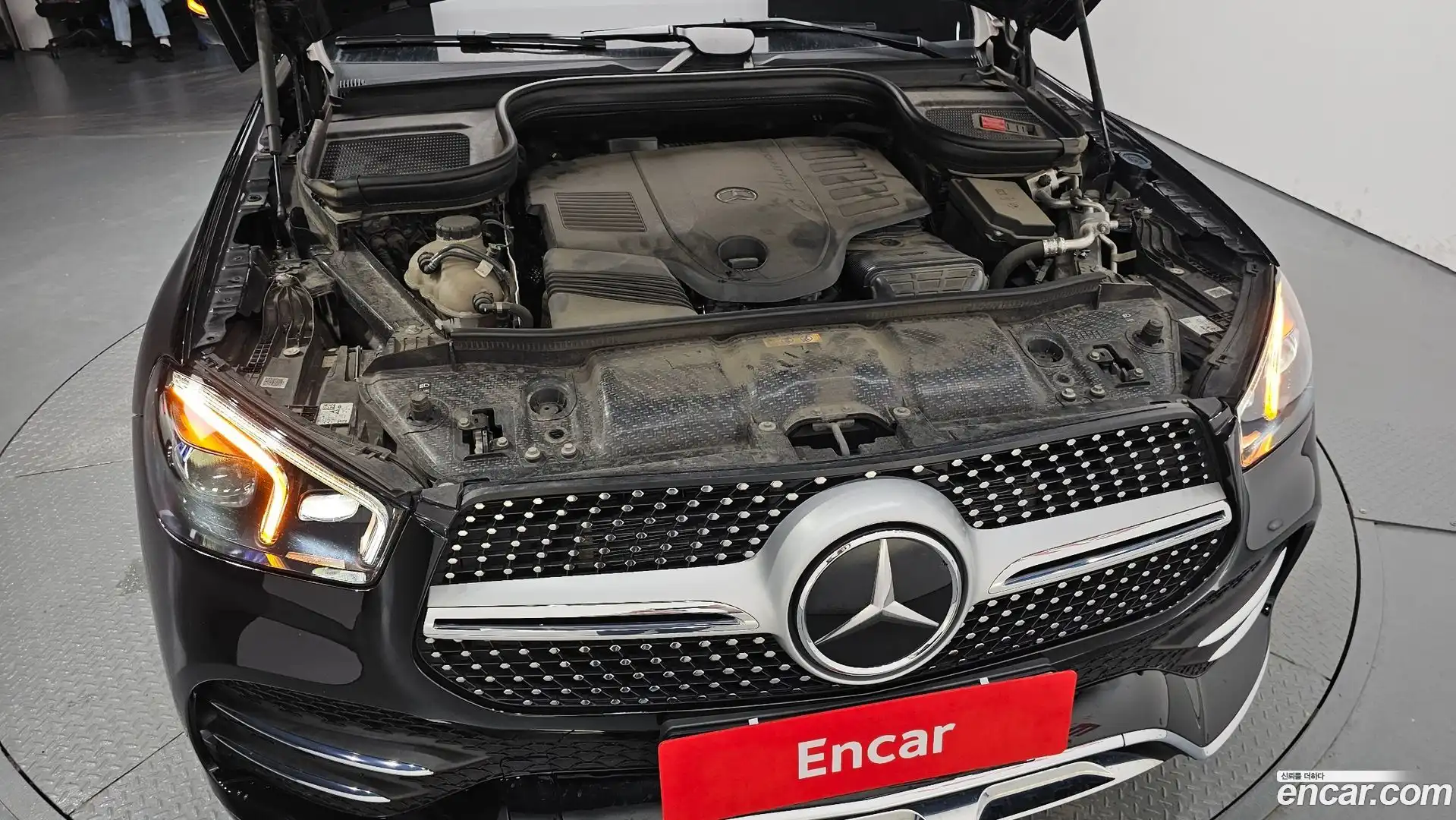 GLE-Class Mercedes-Benz 2021.10-OUTER-006