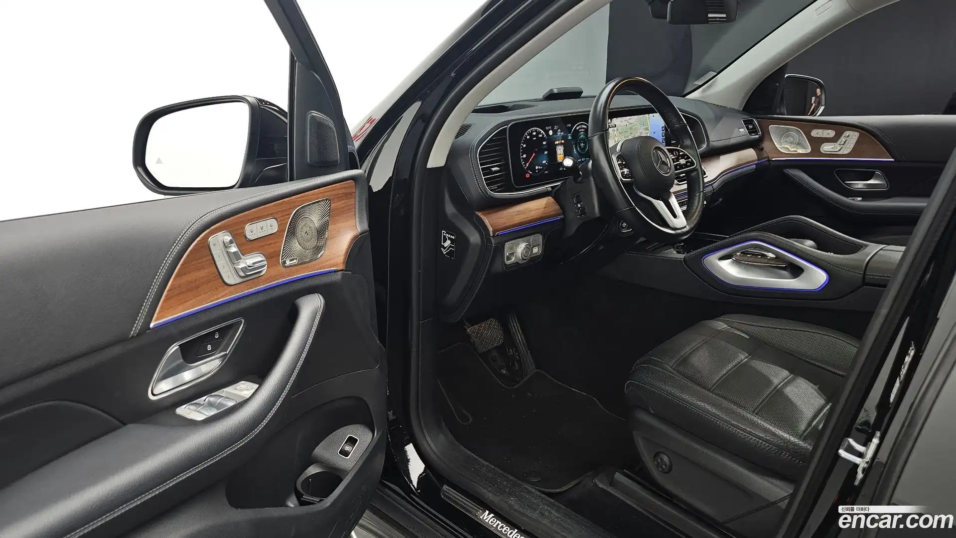 GLE-Class Mercedes-Benz 2021.10-OPTION-015