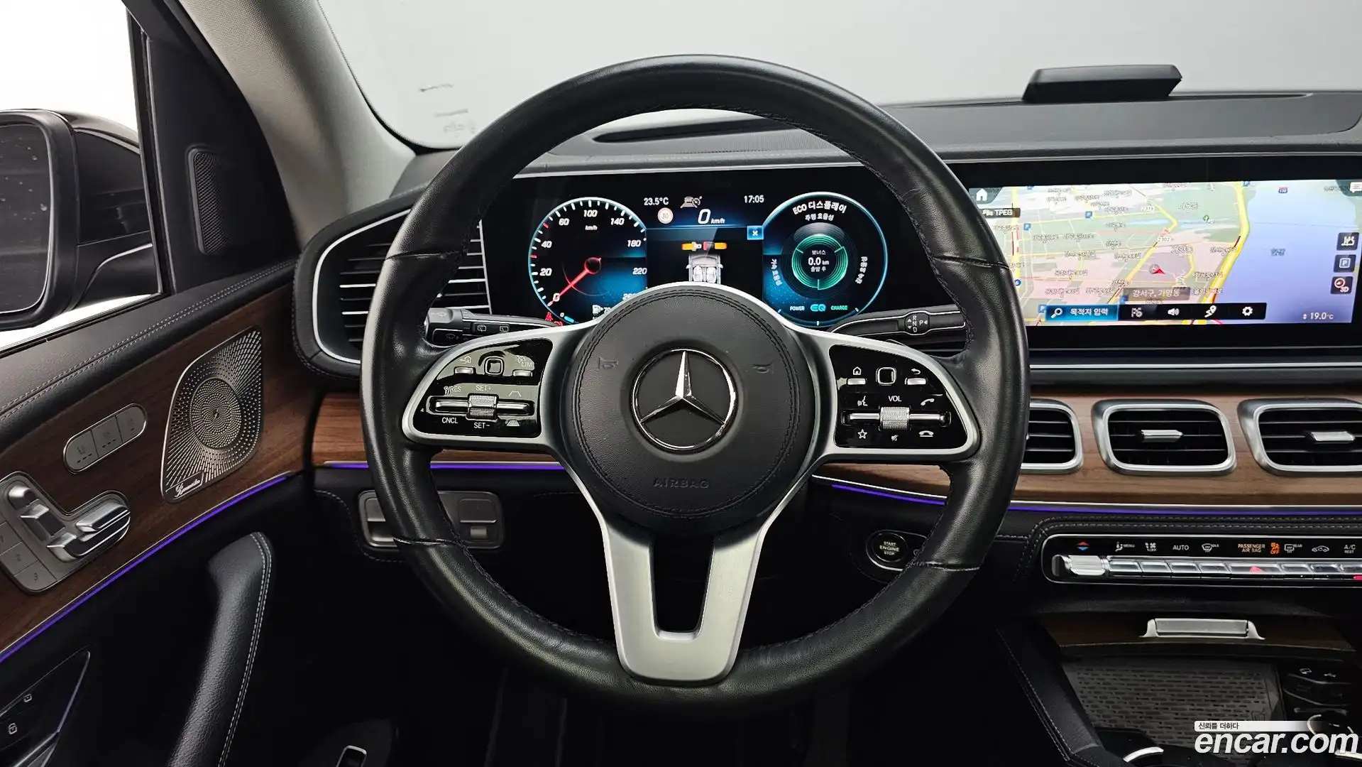 GLE-Class Mercedes-Benz 2021.10-OPTION-017