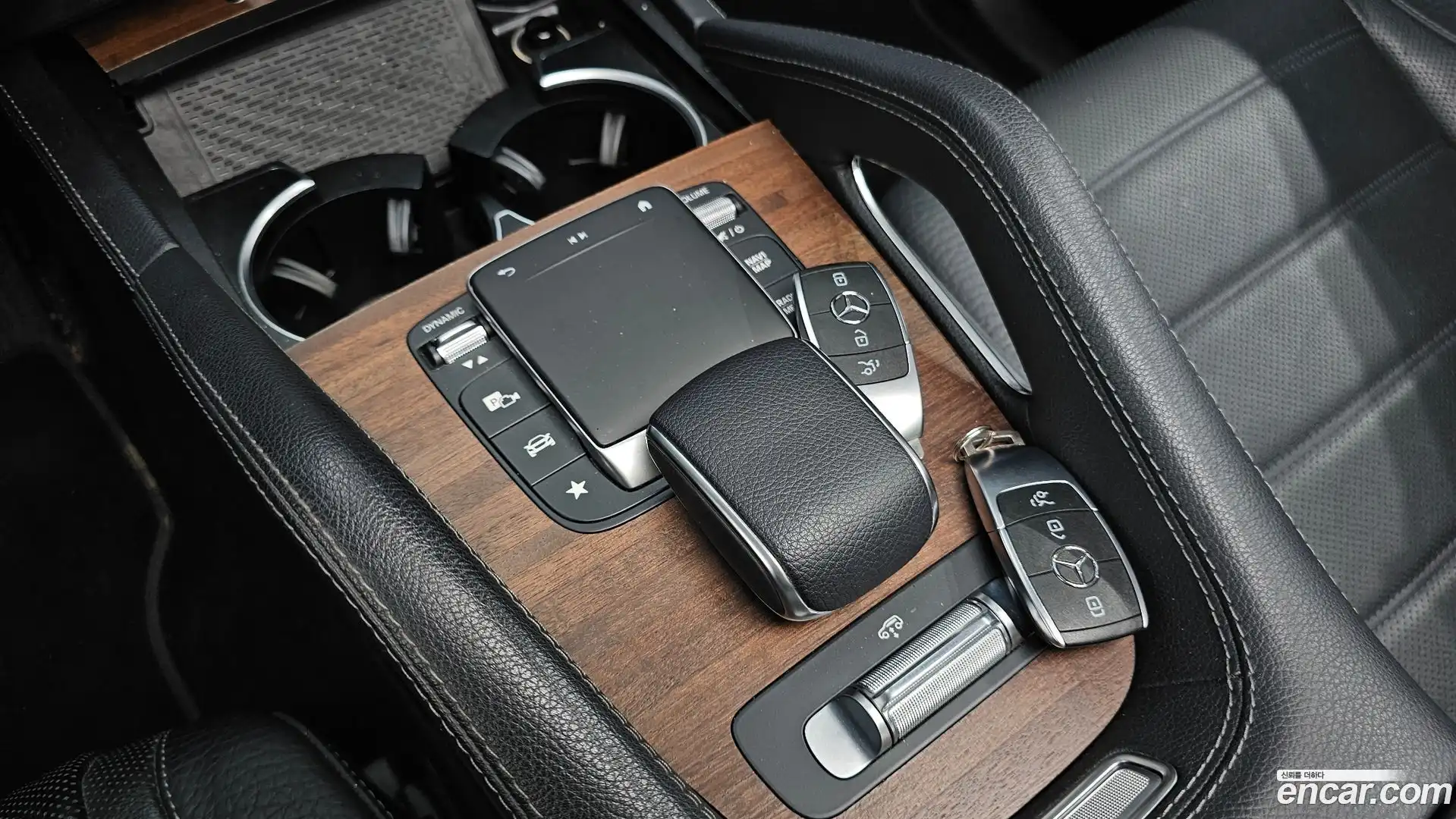 GLE-Class Mercedes-Benz 2021.10-OPTION-024