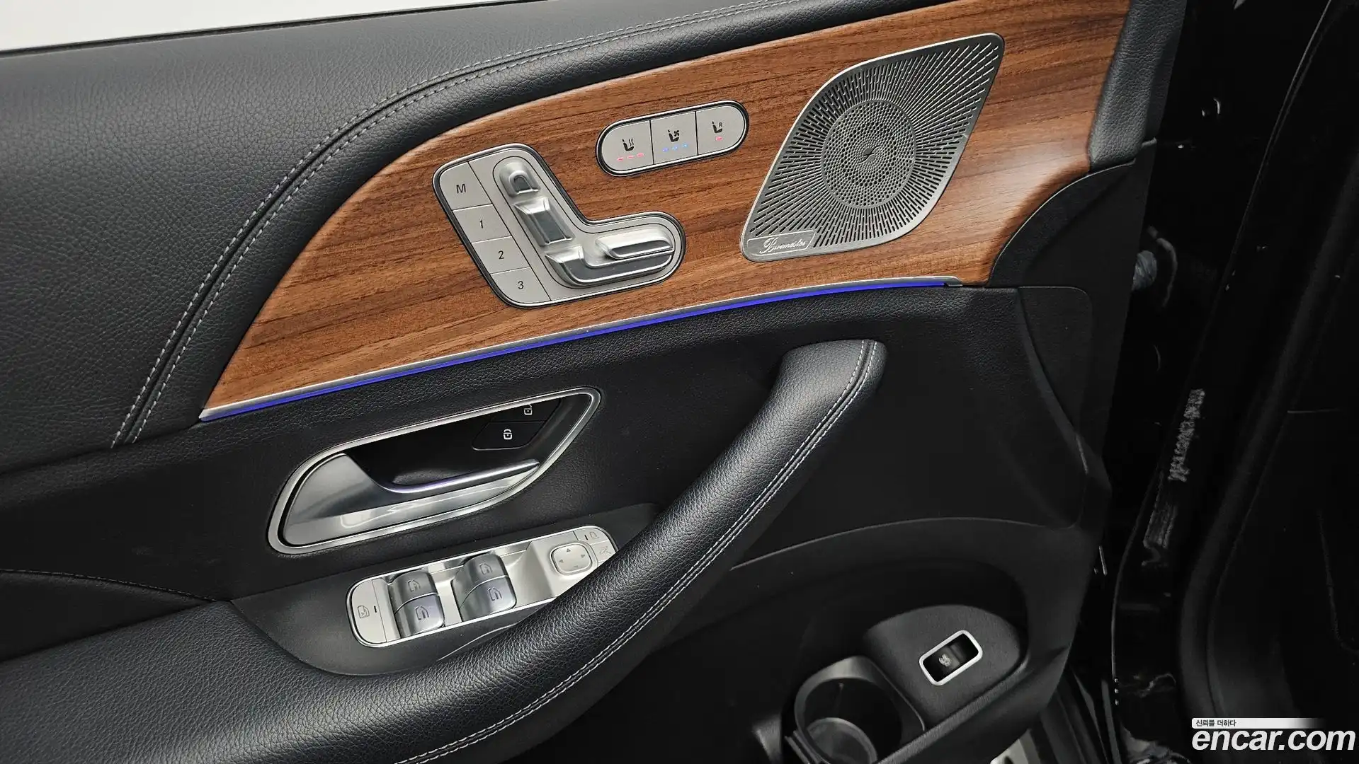 GLE-Class Mercedes-Benz 2021.10-OPTION-040