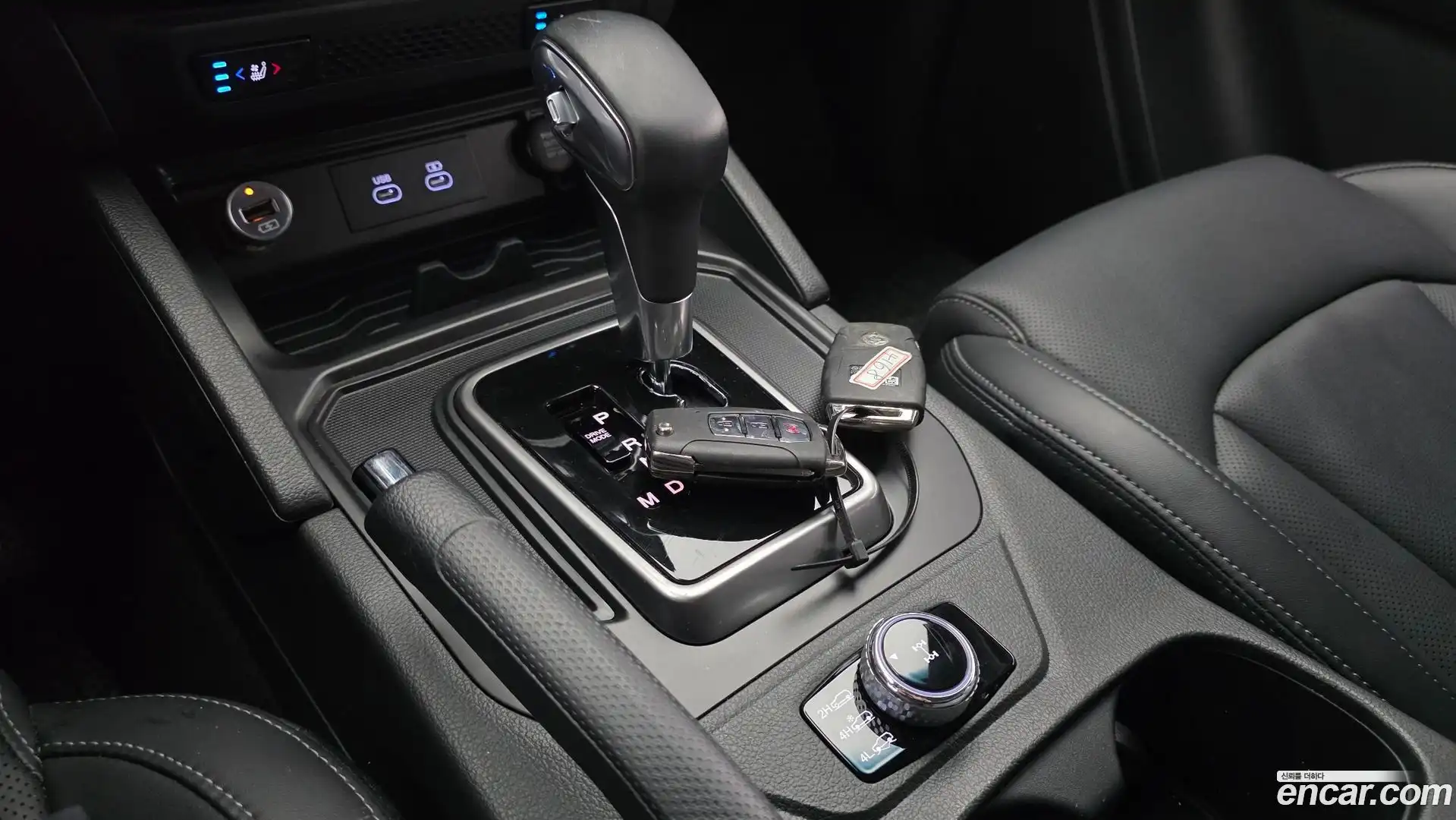 Rexton KG Mobility 2023.7-INNER-009