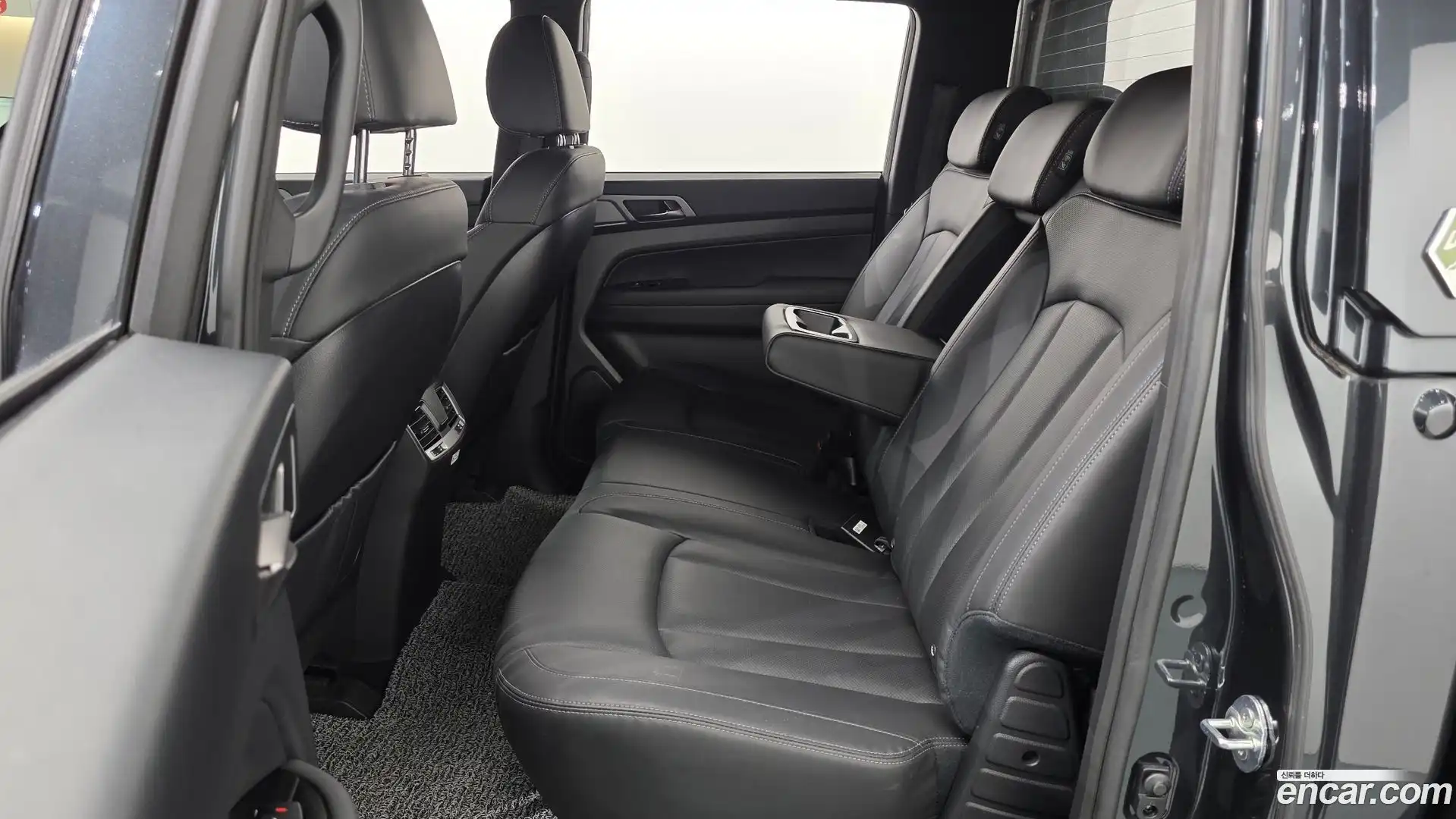 Rexton KG Mobility 2023.7-OPTION-016