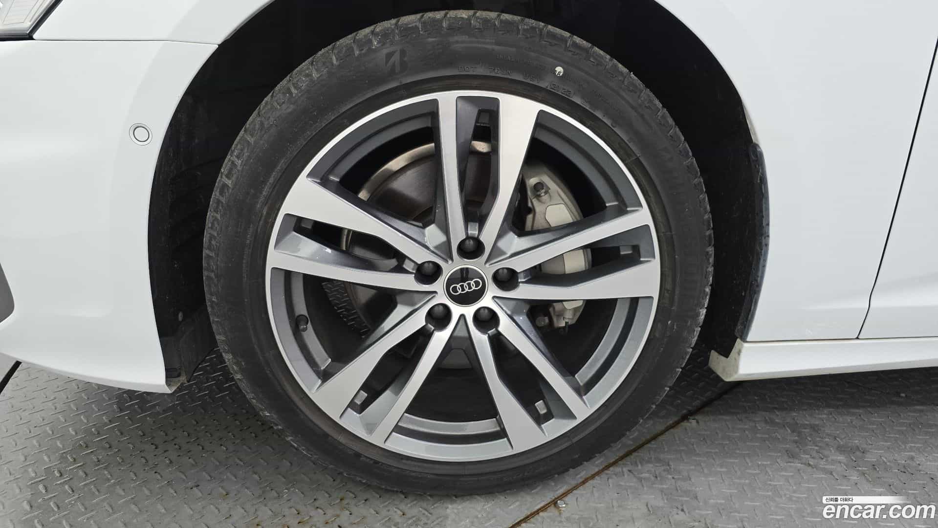 A6 Audi 2022.9-OUTER-005