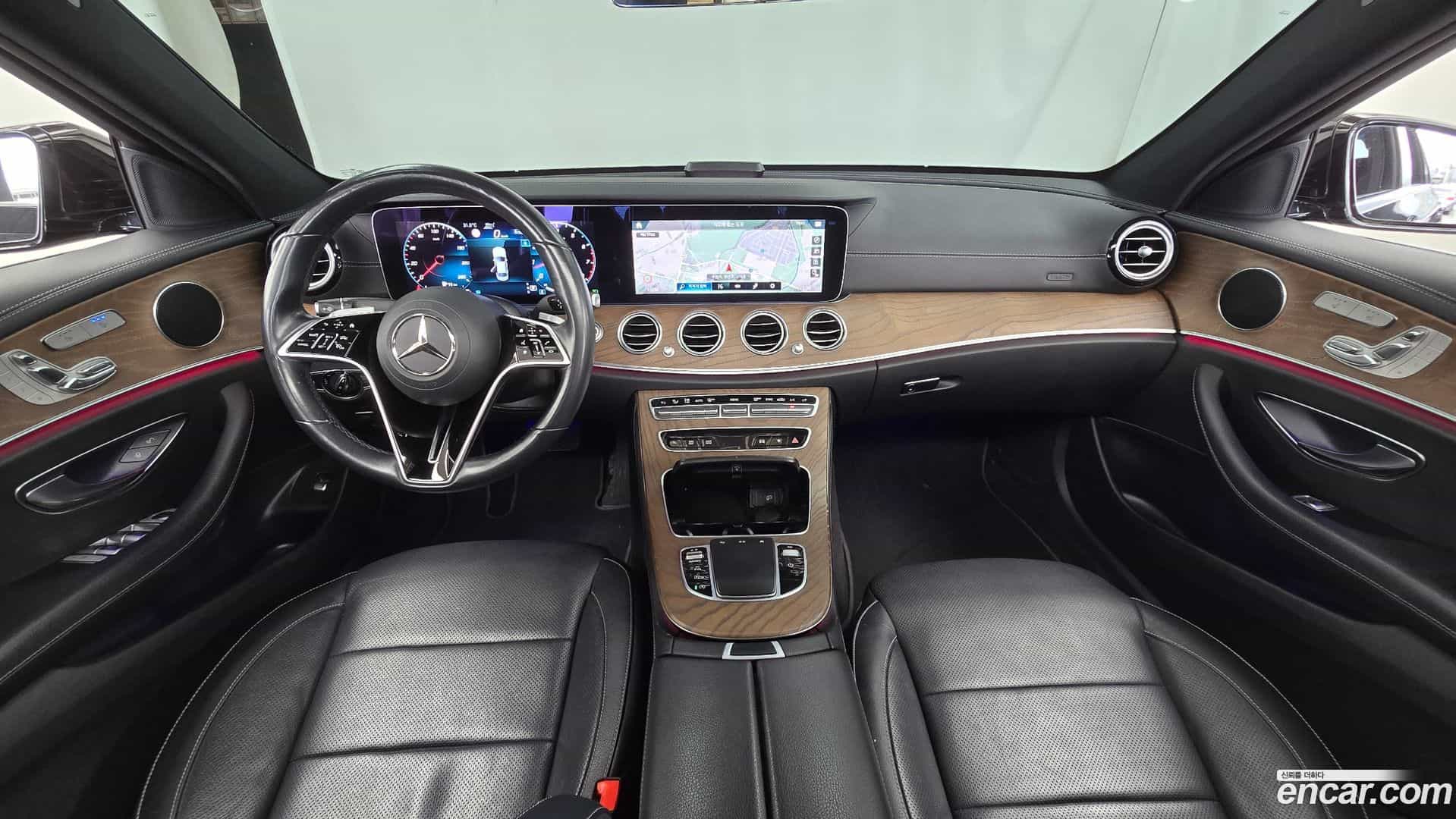 E-Class Mercedes-Benz 2021.8-INNER-007