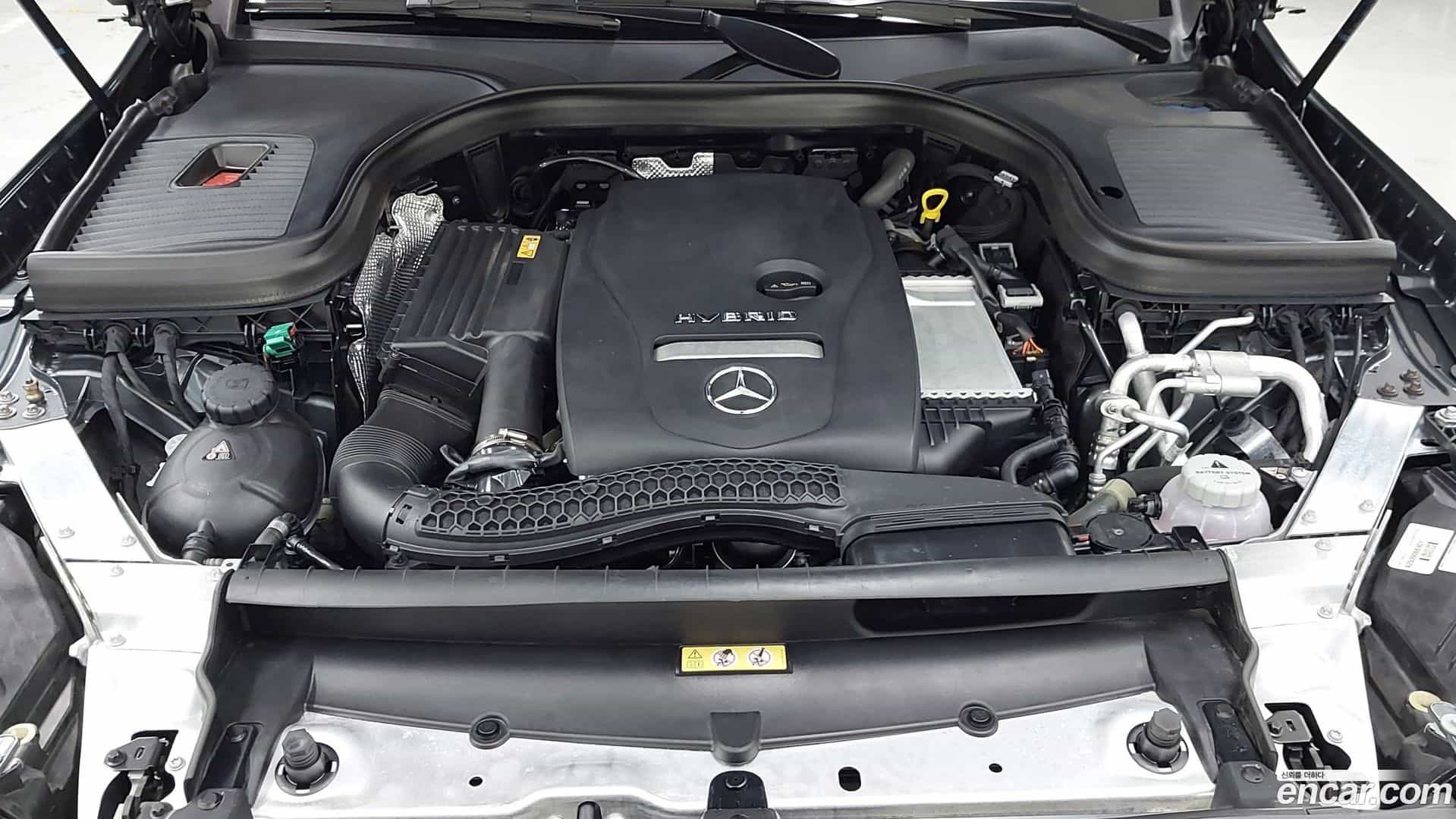 GLC-Class Mercedes-Benz 2021.4-OUTER-006