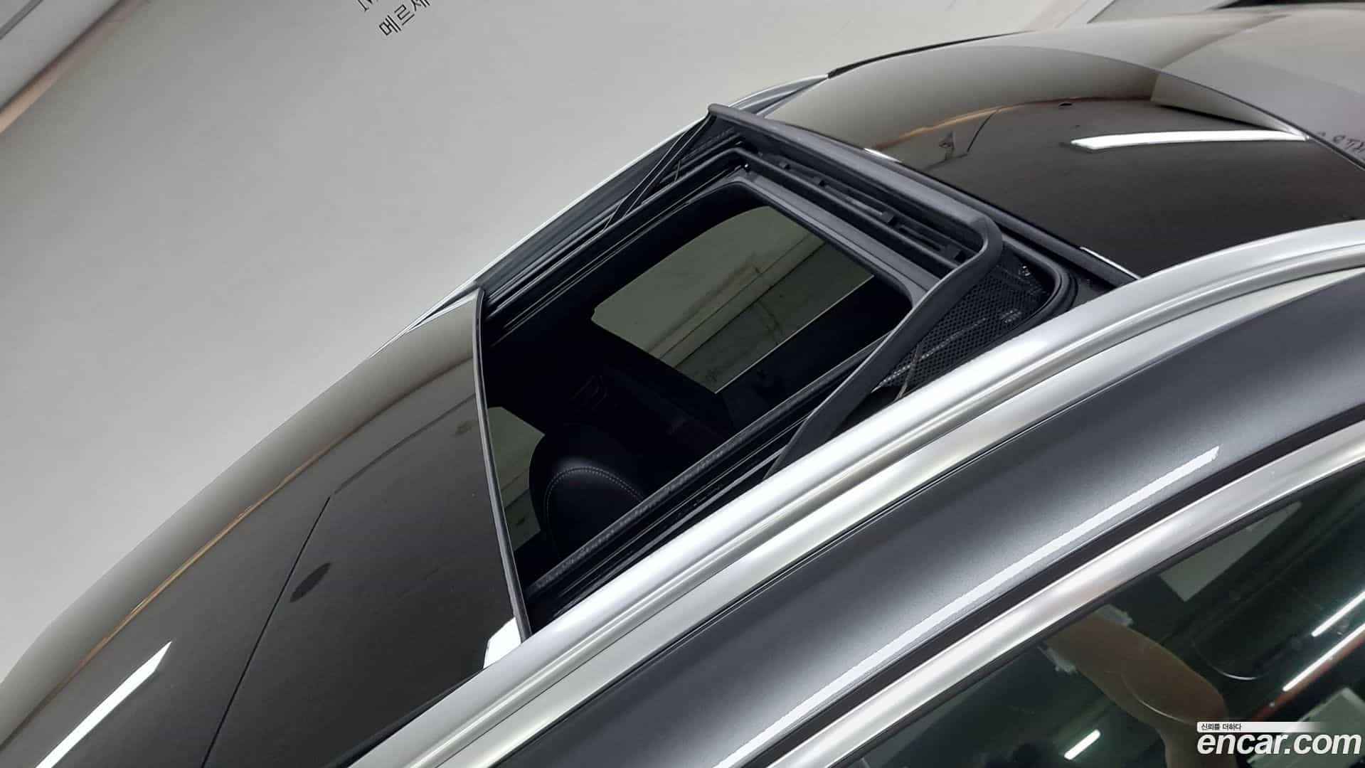 GLC-Class Mercedes-Benz 2021.4-OPTION-016