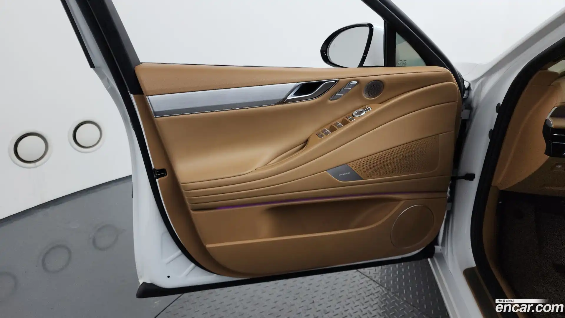G80 Genesis 2024.7-INNER-034