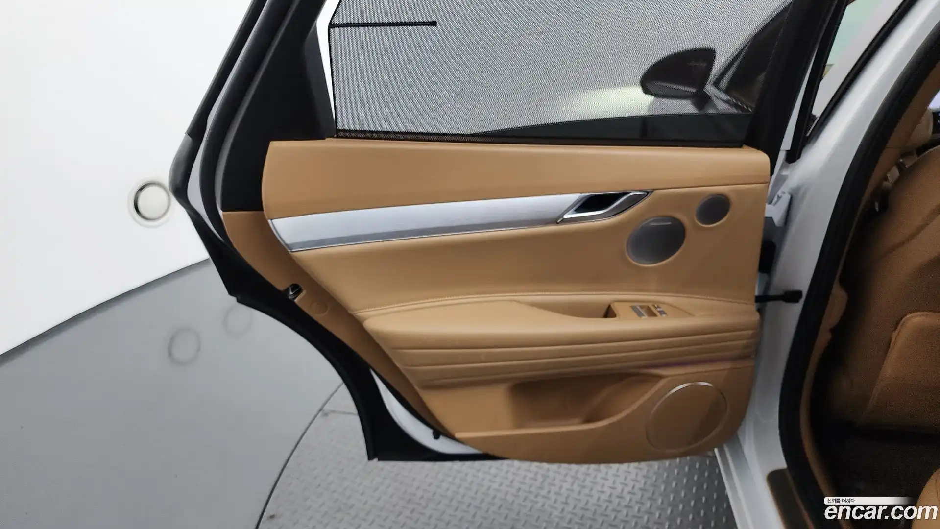 G80 Genesis 2024.7-INNER-035