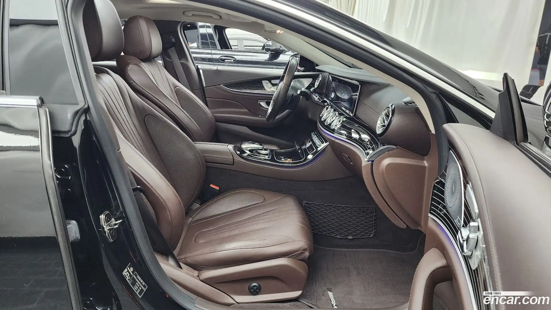 CLS-Class Mercedes-Benz 2019.10-OPTION-015