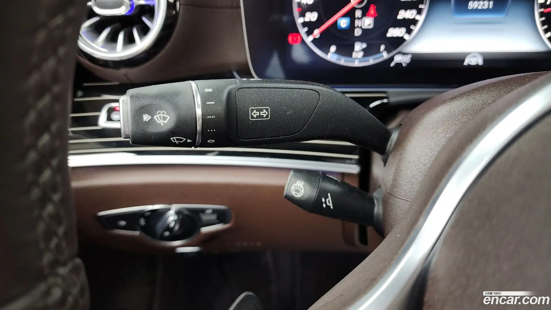 CLS-Class Mercedes-Benz 2019.10-OPTION-042