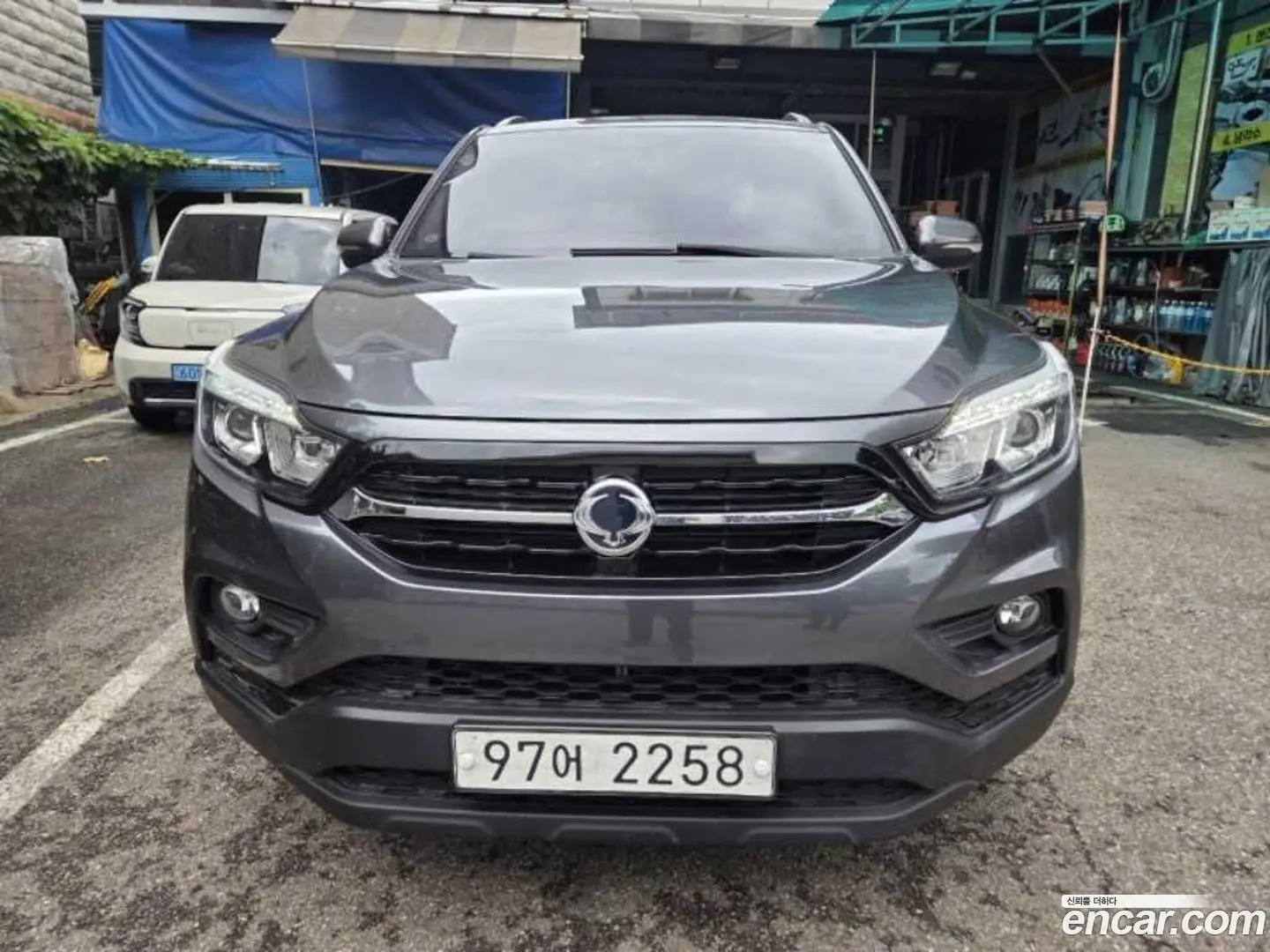 Main__Slider__Photo:Rexton KG Mobility 2018.5-0