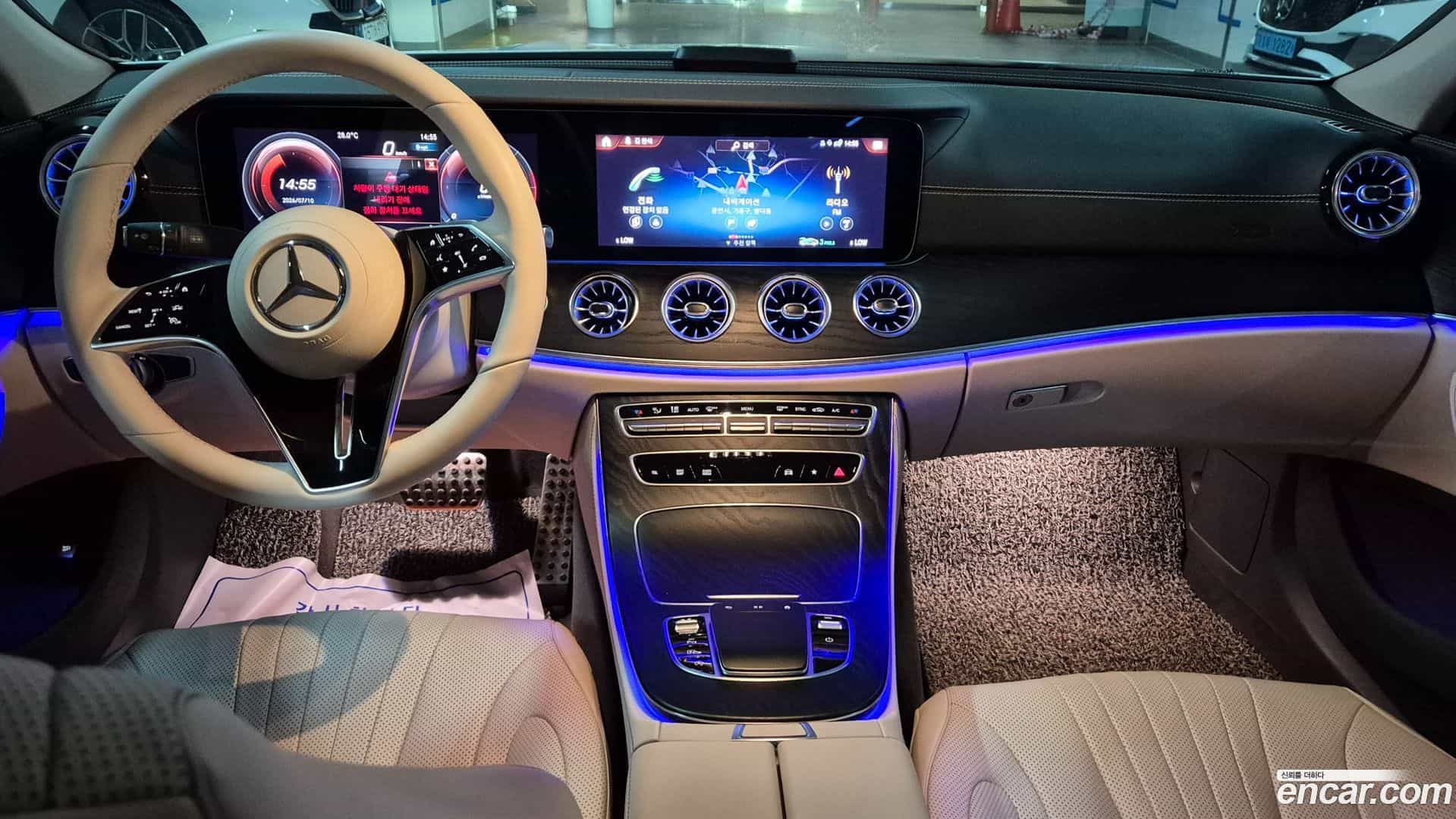 CLS-Class Mercedes-Benz 2023.2-INNER-007