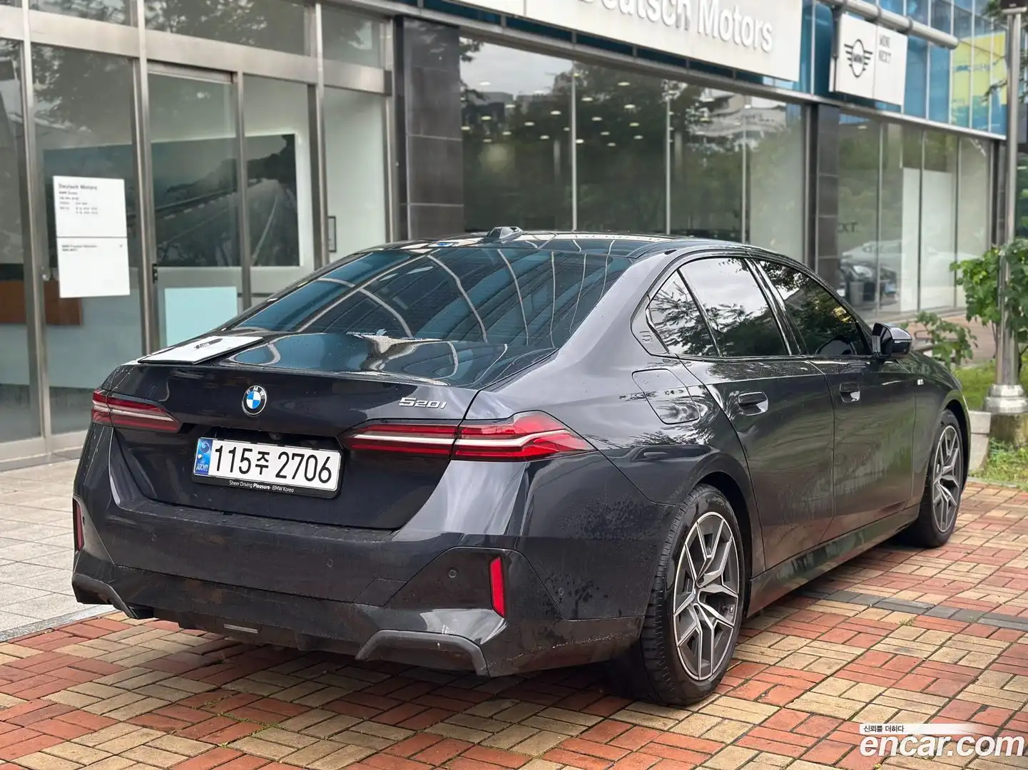5-Series BMW 2025.1-OUTER-002