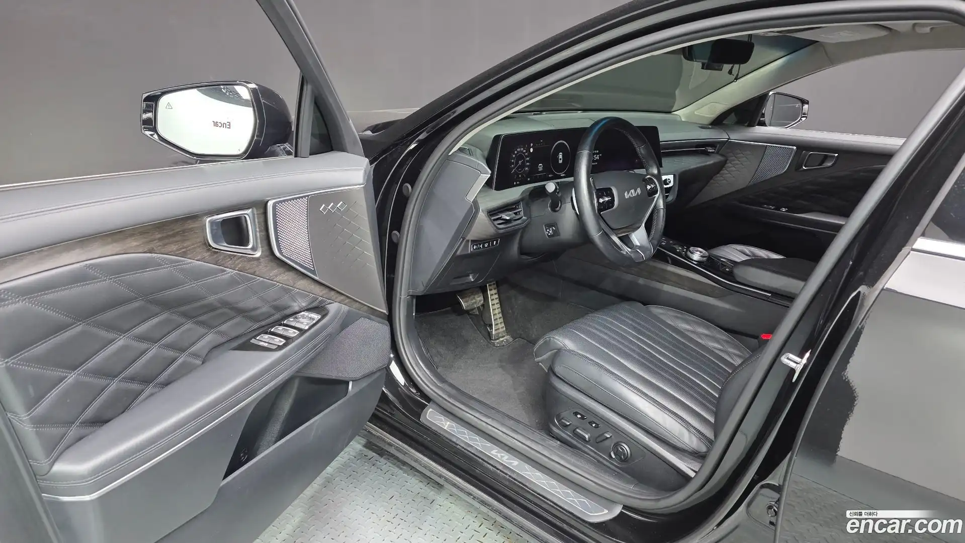 K8 Kia 2022.2-INNER-010