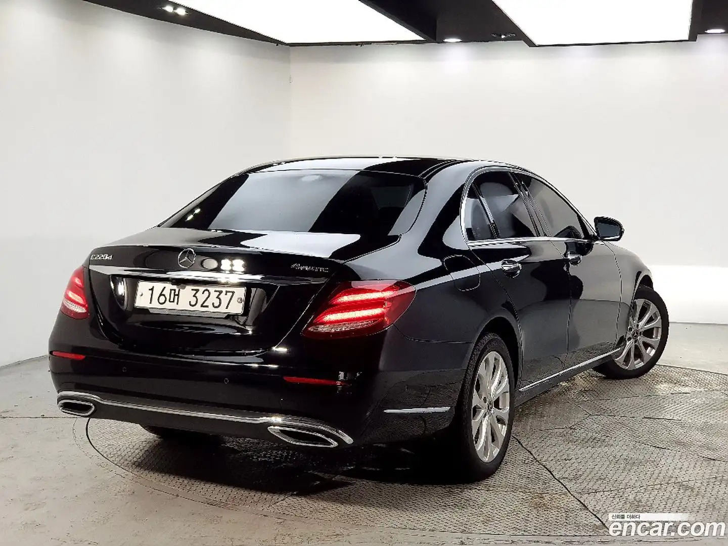 E-Class Mercedes-Benz 2018.5-OUTER-004
