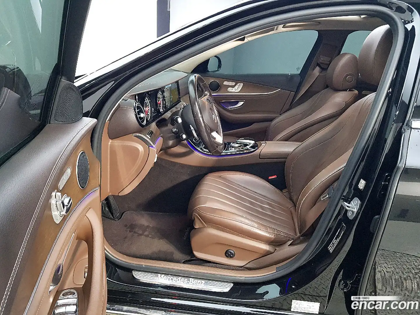 E-Class Mercedes-Benz 2018.5-INNER-008