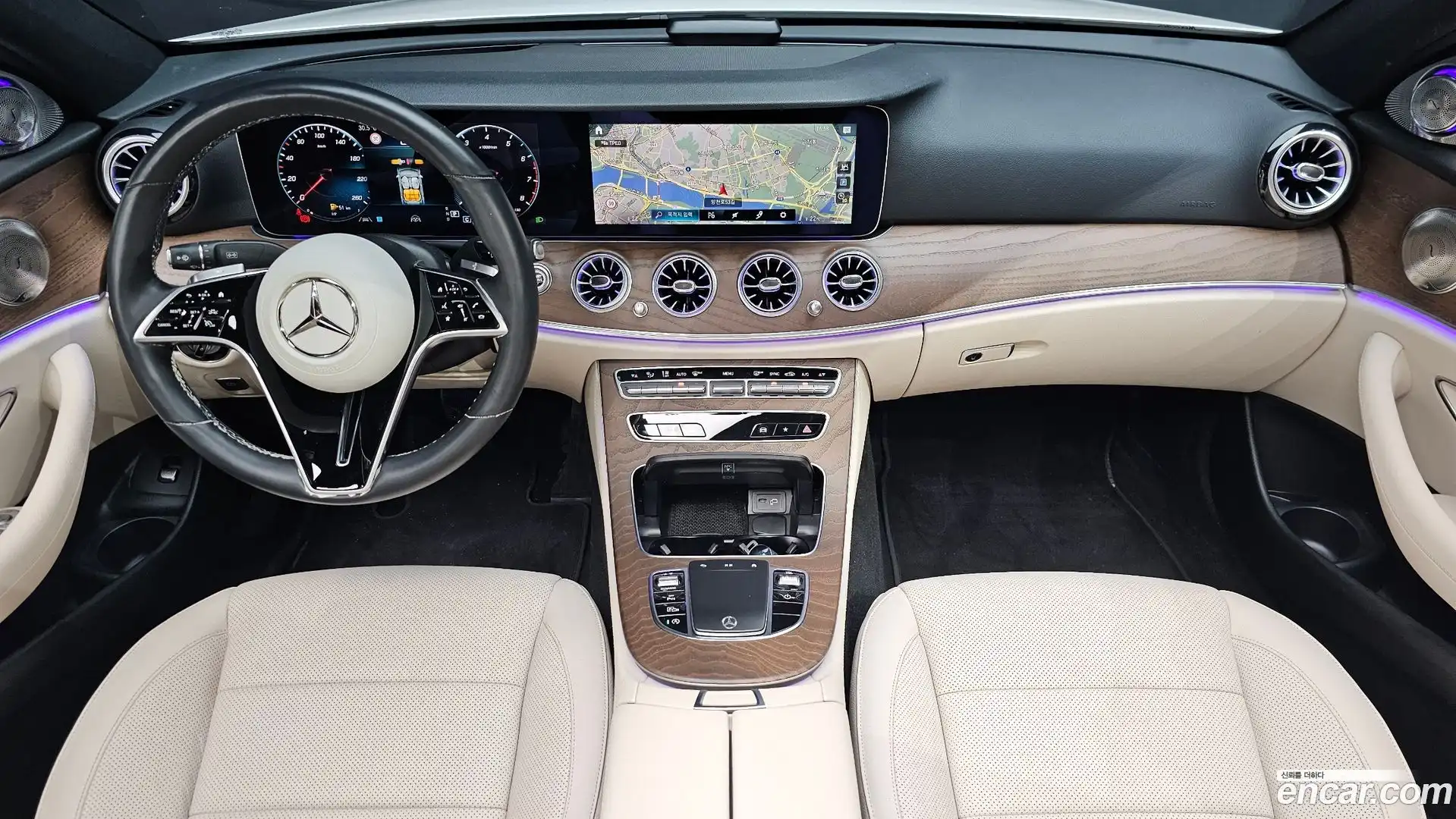 E-Class Mercedes-Benz 2022.4-INNER-007