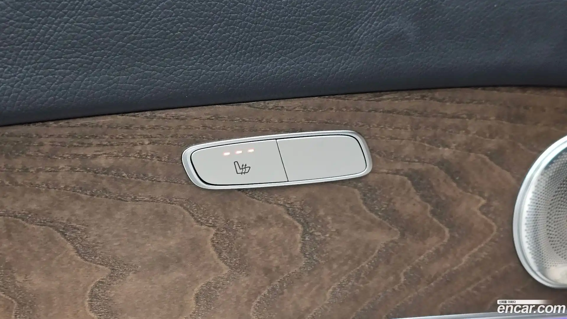 E-Class Mercedes-Benz 2022.4-OPTION-044