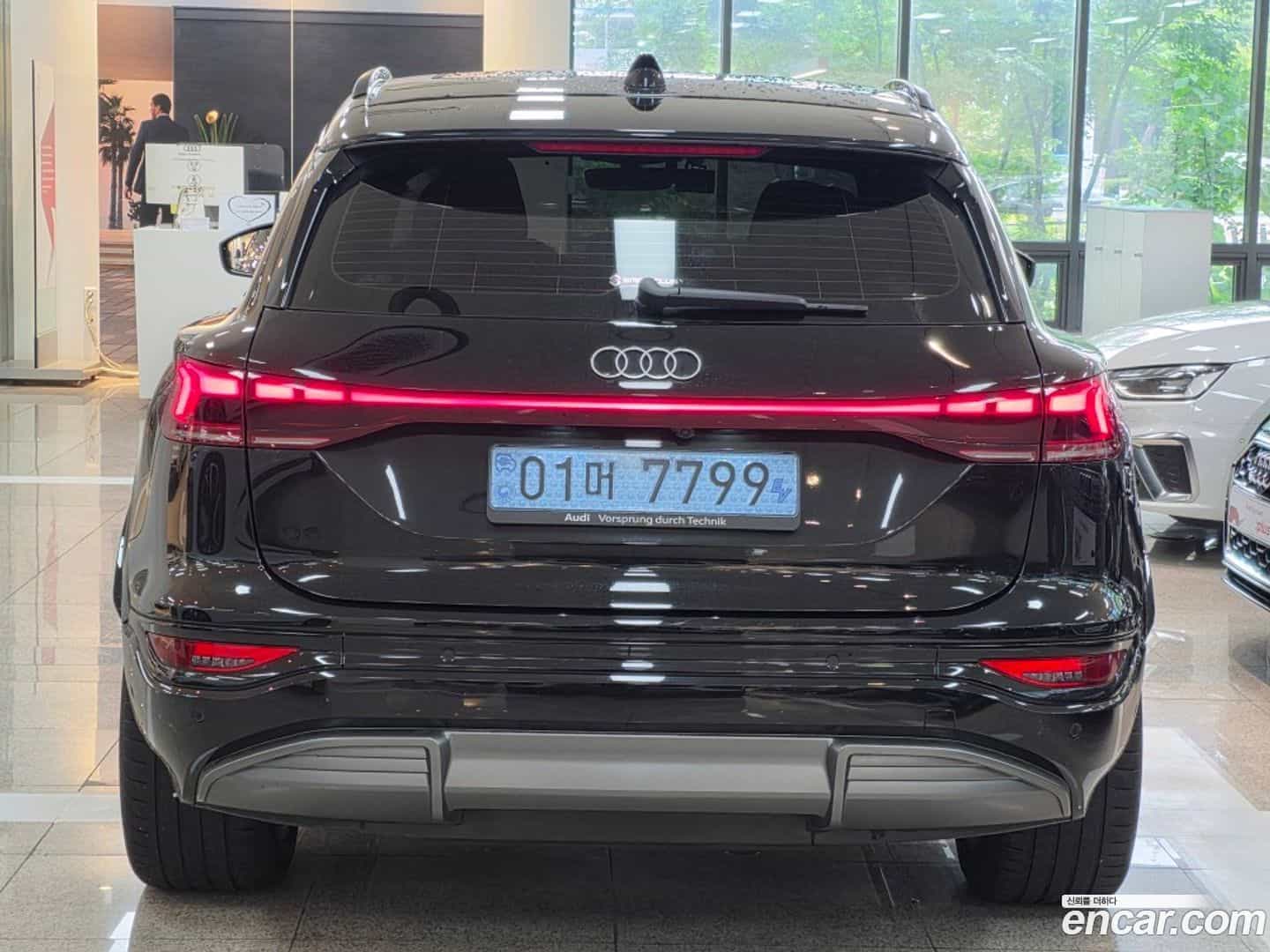 Q6 e-tron Audi 2025.7-OUTER-004