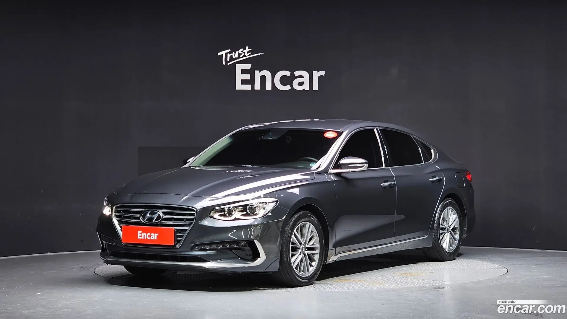 Main__Slider__Photo:Grandeur Hyundai 2019.2-0