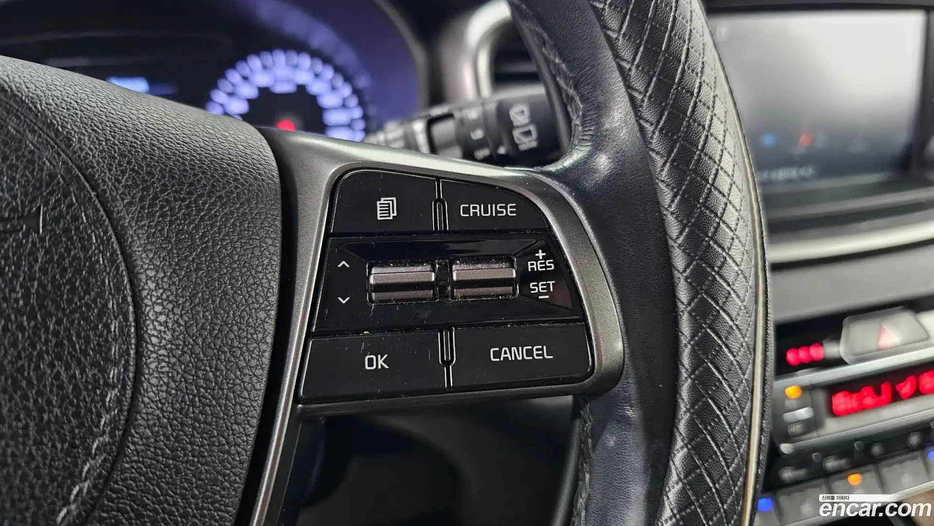 Sorento Kia 2018.8-OPTION-020