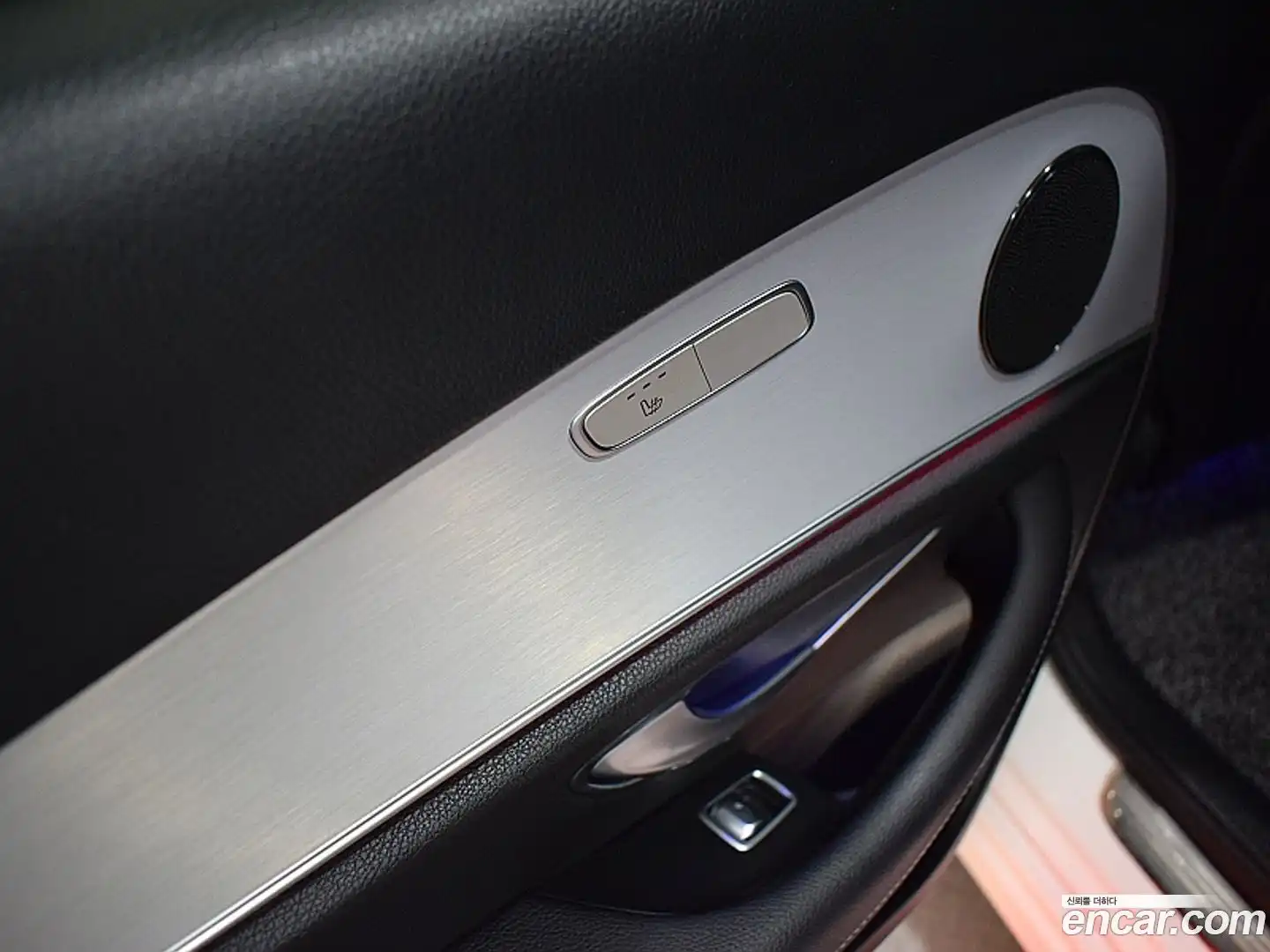 E-Class Mercedes-Benz 2021.2-OPTION-021
