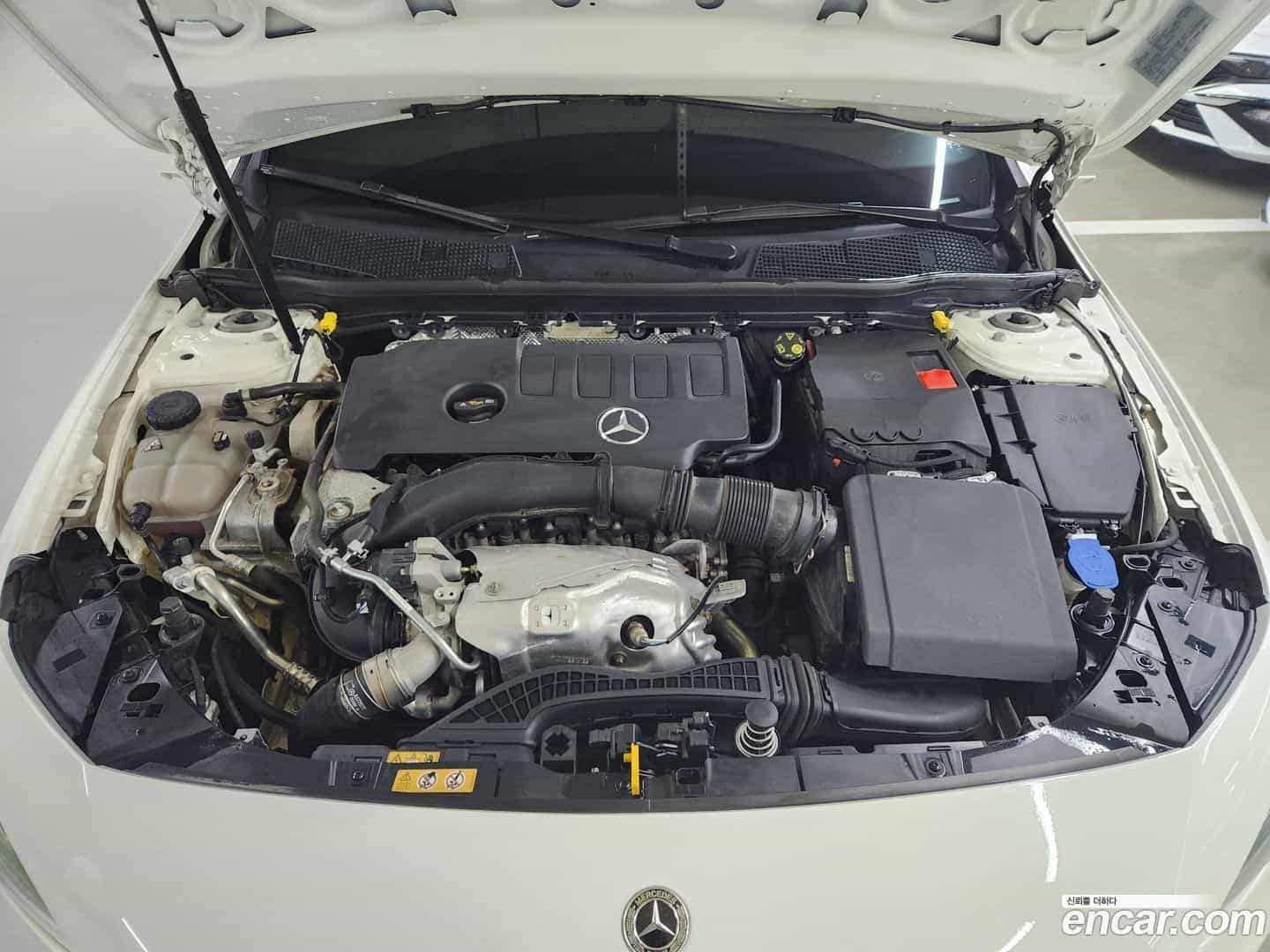 A-Class Mercedes-Benz 2022.9-OUTER-006