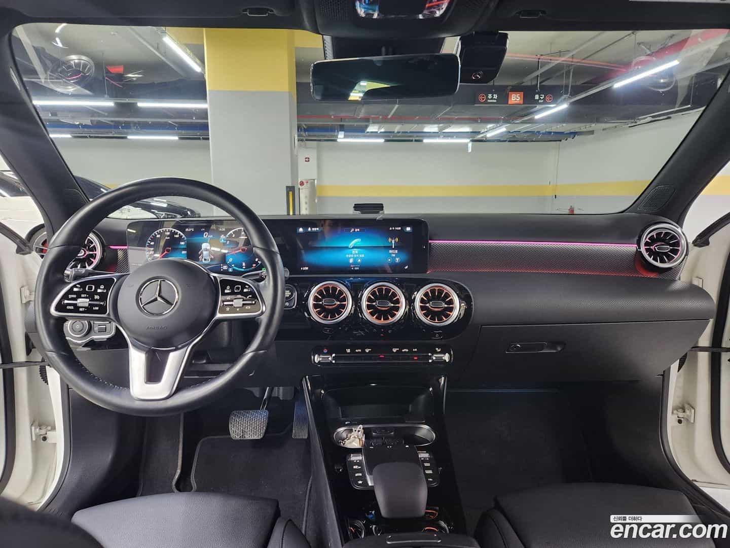 A-Class Mercedes-Benz 2022.9-INNER-007