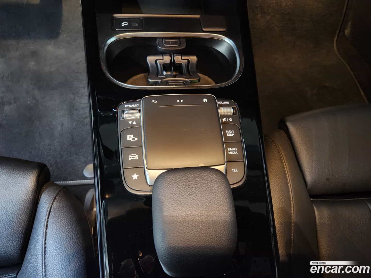 A-Class Mercedes-Benz 2022.9-OPTION-020
