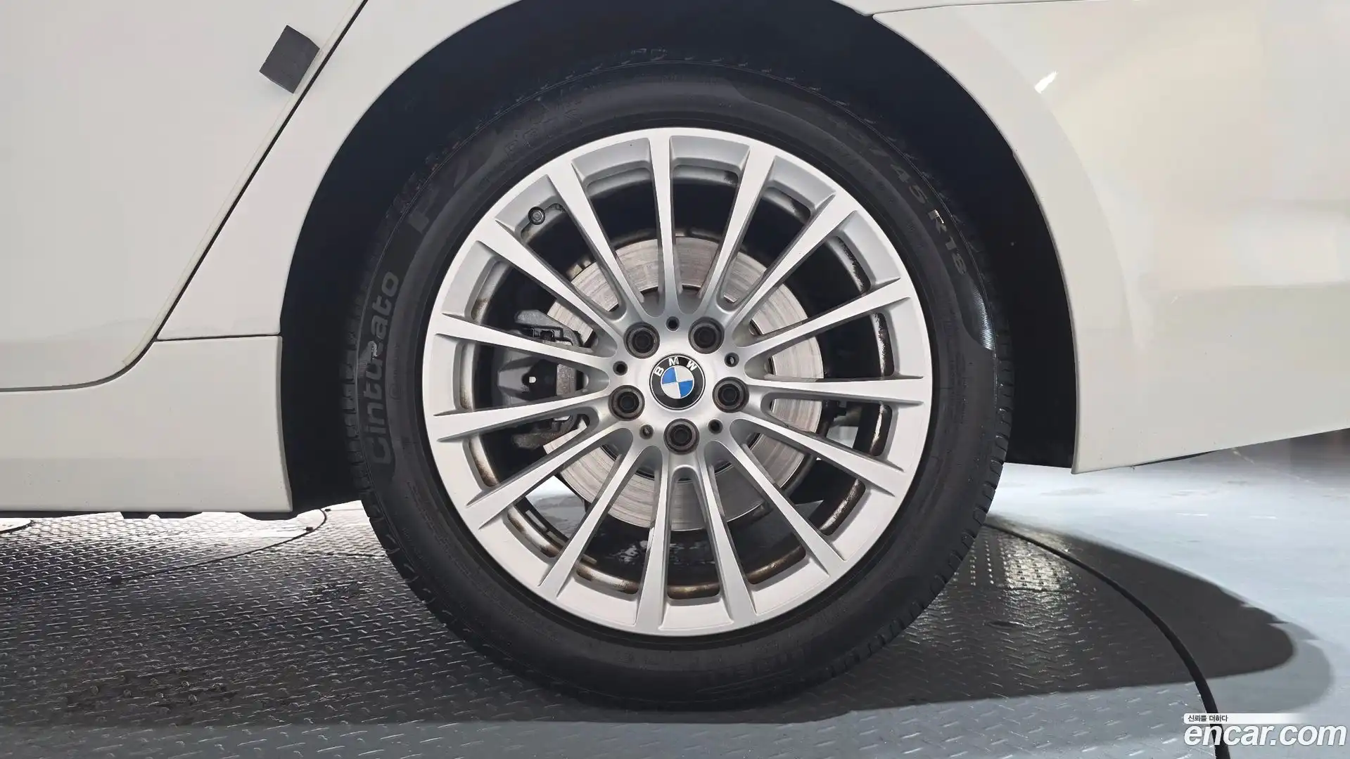 5-Series BMW 2020.1-OUTER-031