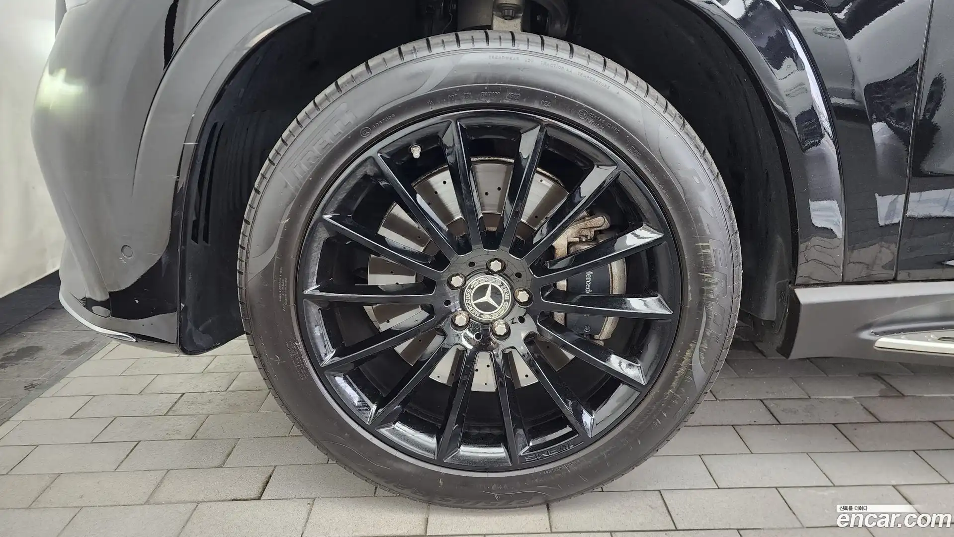 GLE-Class Mercedes-Benz 2024.5-OUTER-005