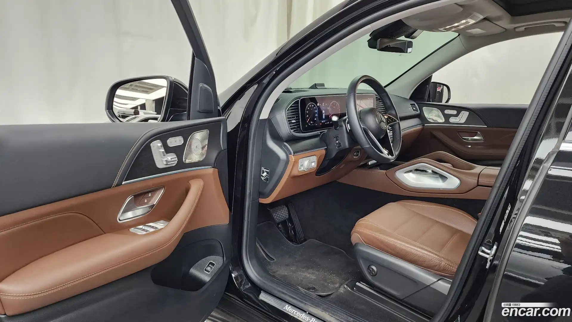 GLE-Class Mercedes-Benz 2024.5-INNER-010