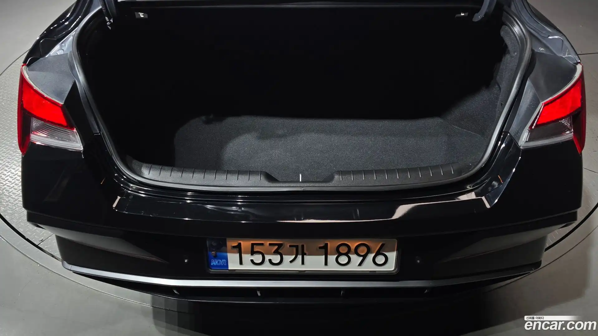 AVANTE Hyundai 2023.3-OPTION-024