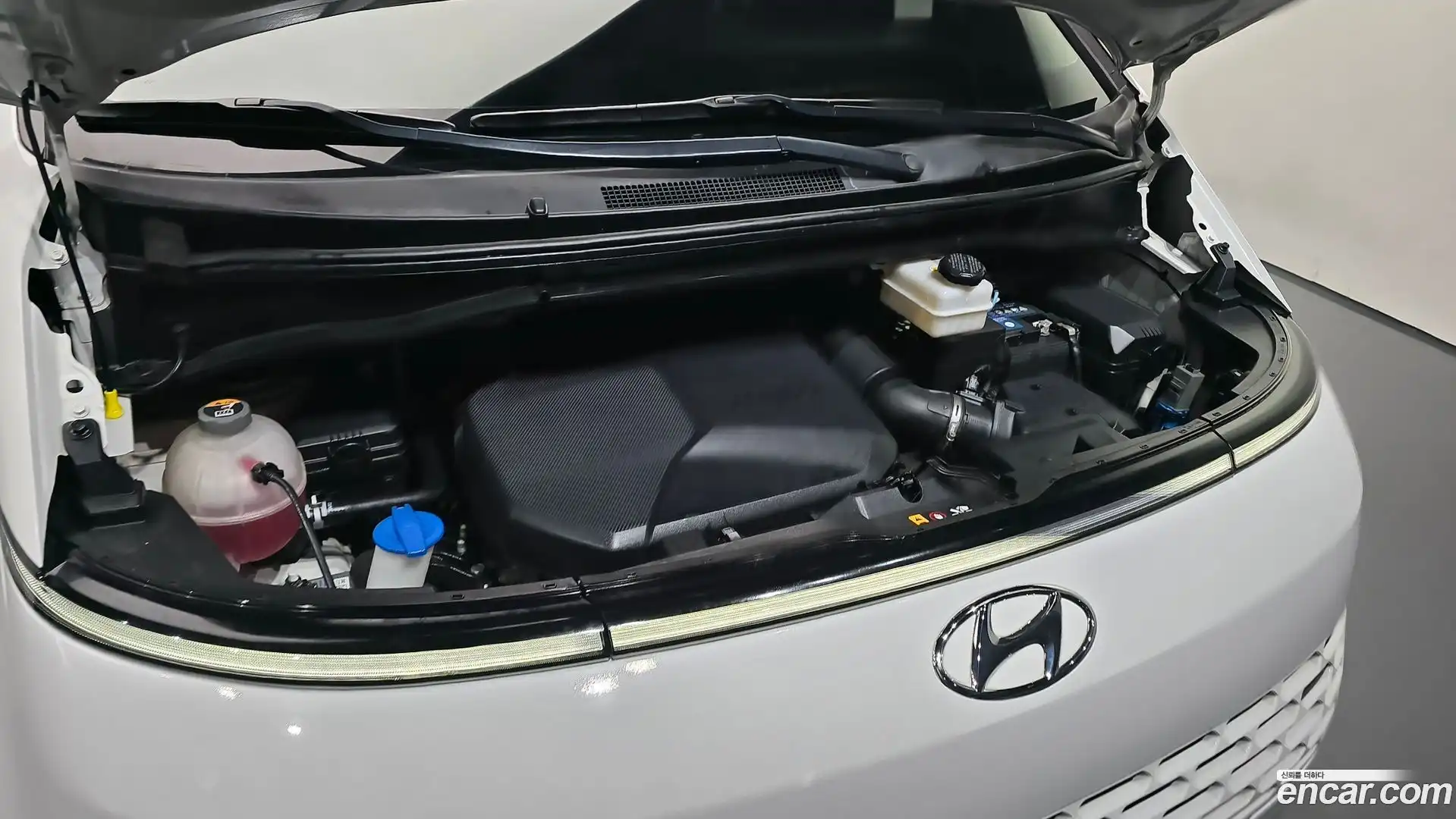 Staria Hyundai 2022.1-OUTER-006