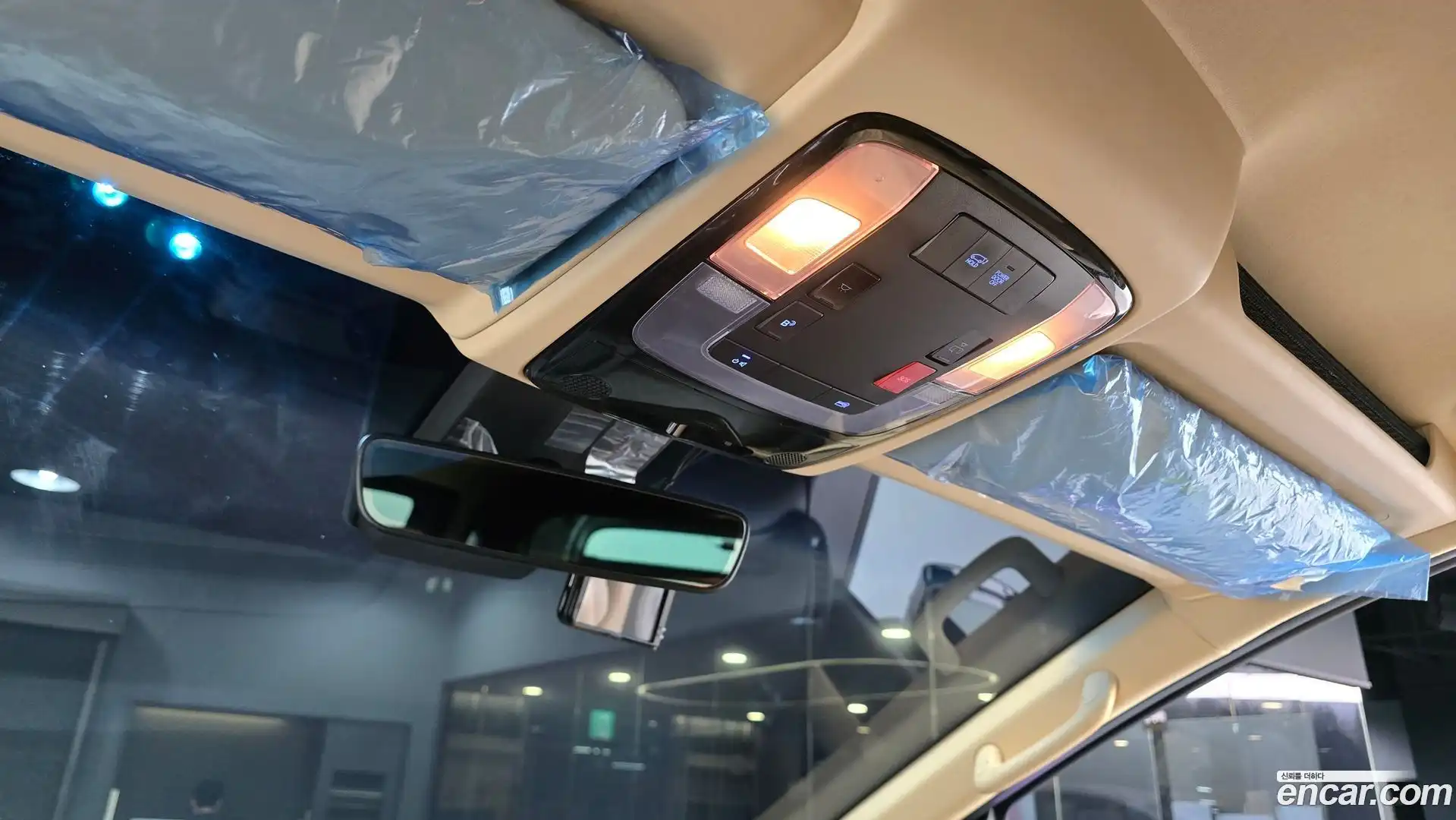 Staria Hyundai 2022.1-OPTION-023