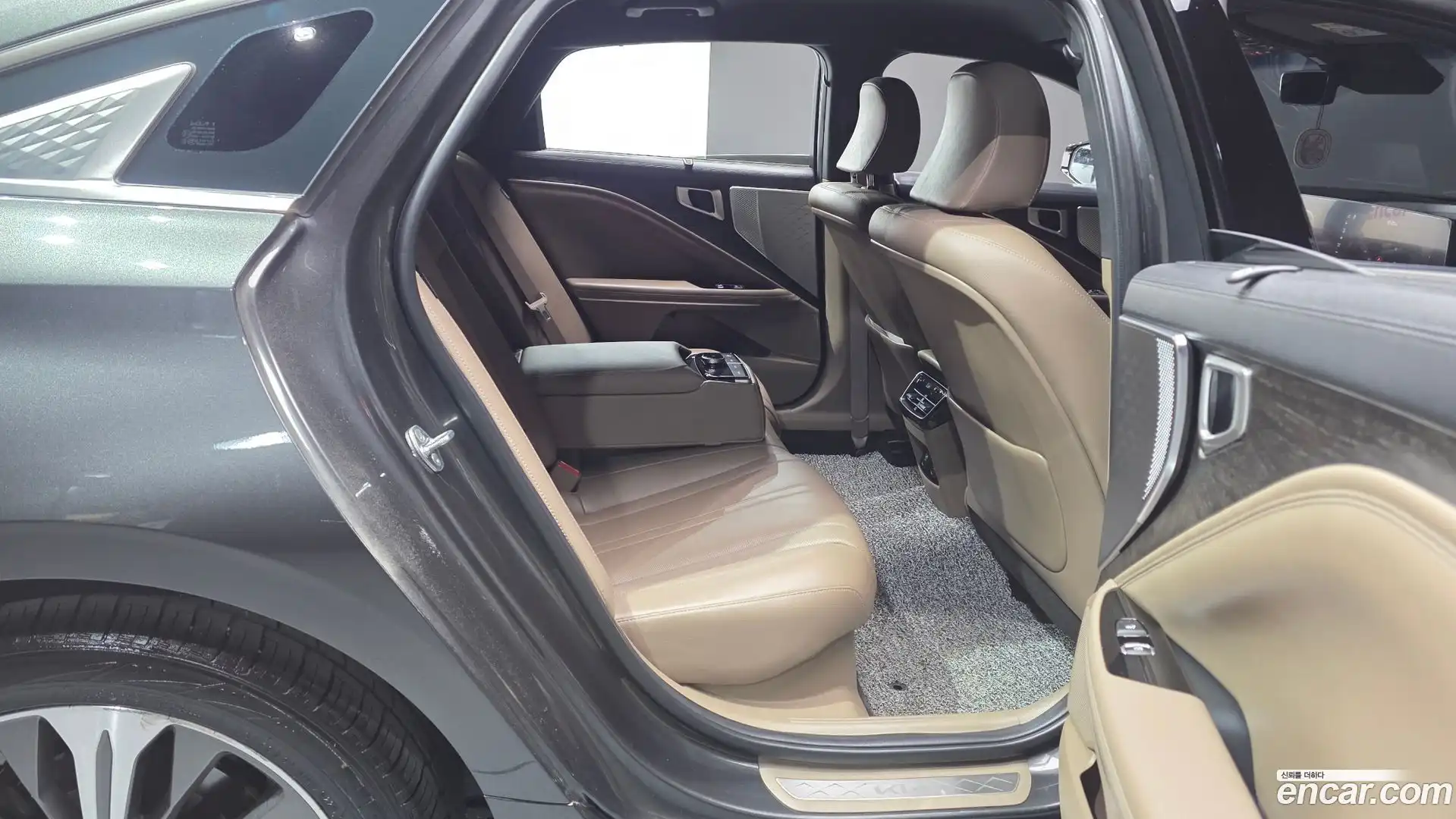 K8 Kia 2022.9-OPTION-015