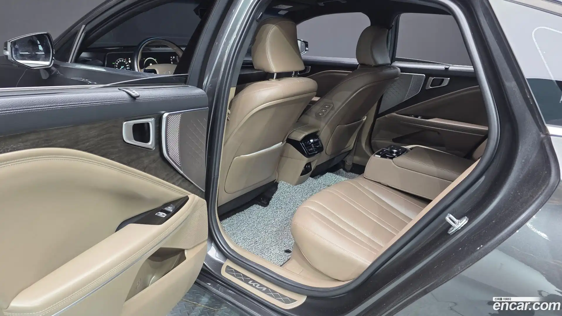 K8 Kia 2022.9-OPTION-016
